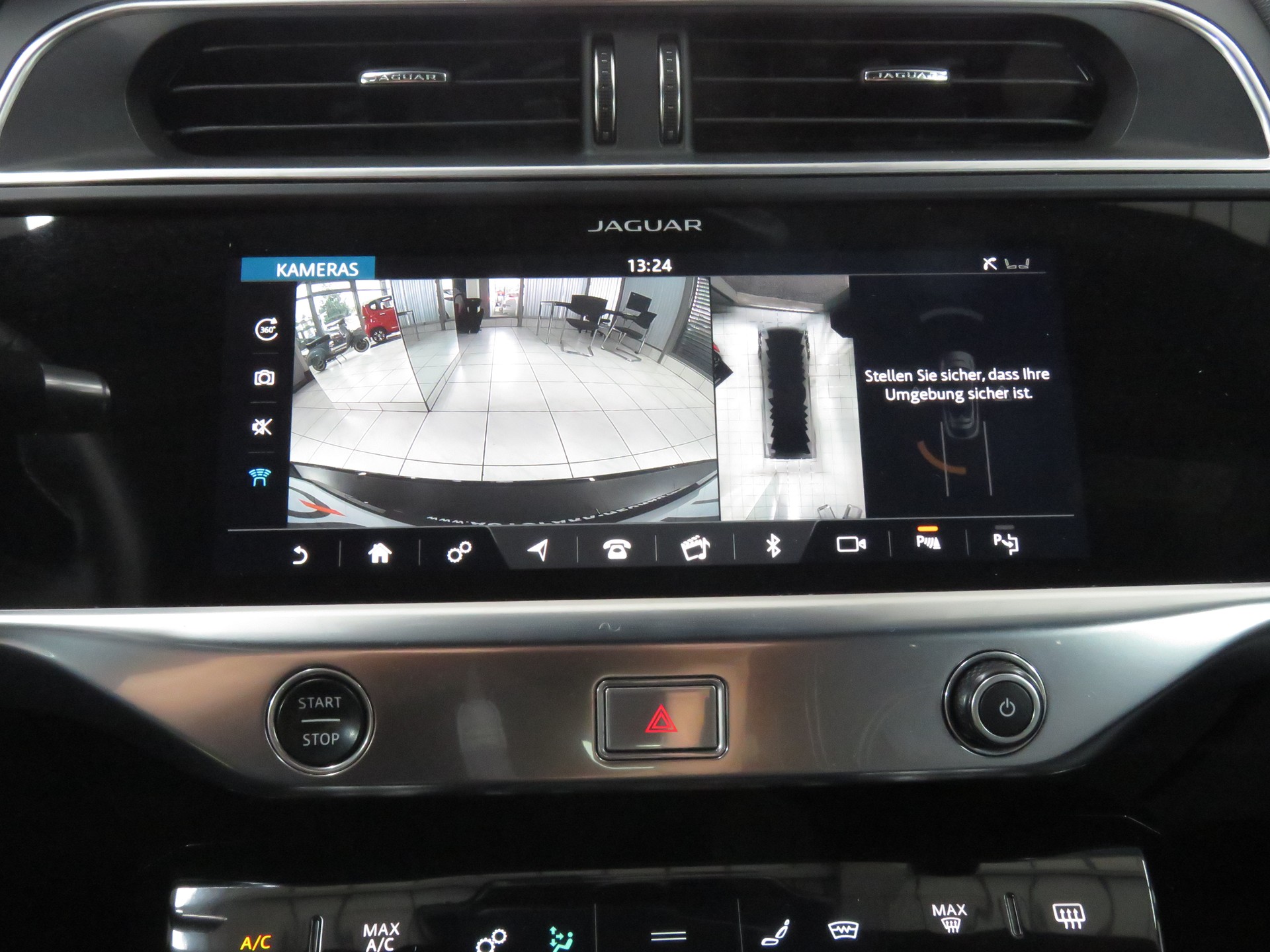 JAGUAR I-Pace EV400 HSE AWD Automat-image-18