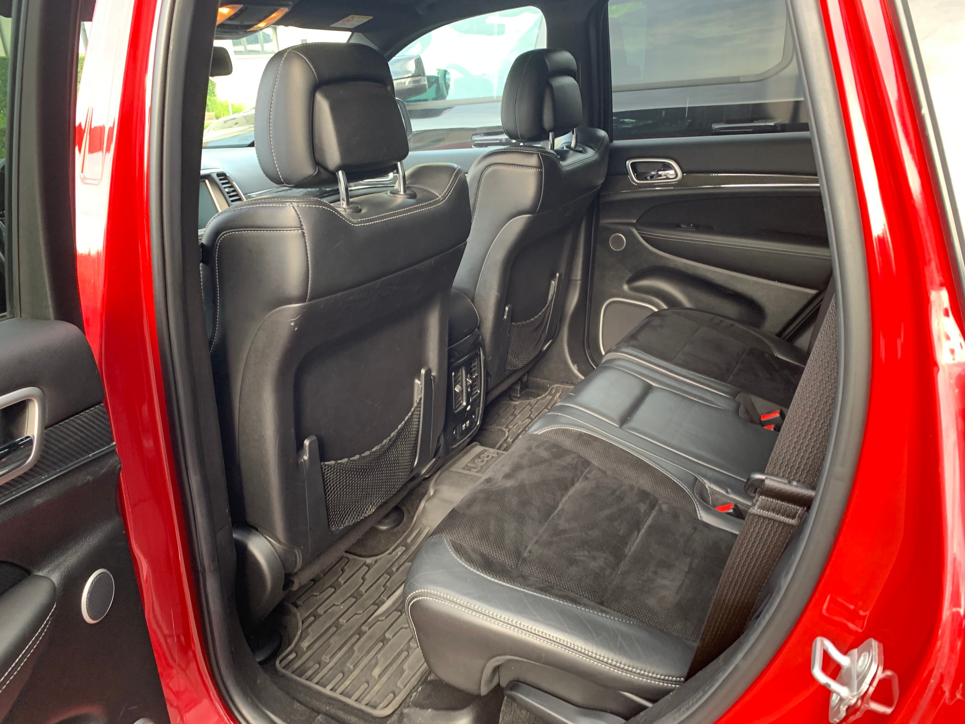 JEEP Grand Cherokee 6.4 V8 HEMI SRT8 Automatic-image-9