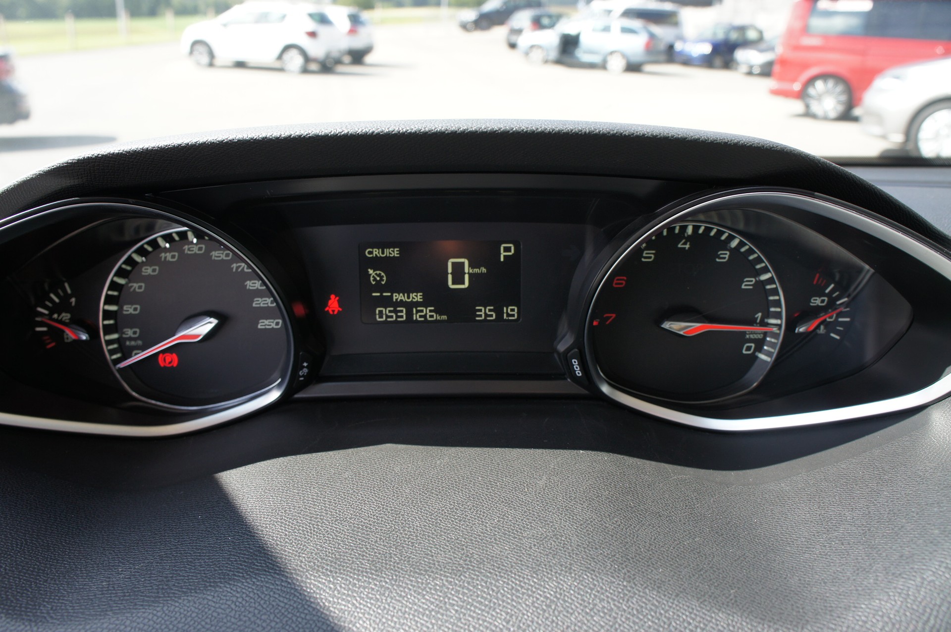 PEUGEOT 308 1.2 THP Allure Automatic-image-17