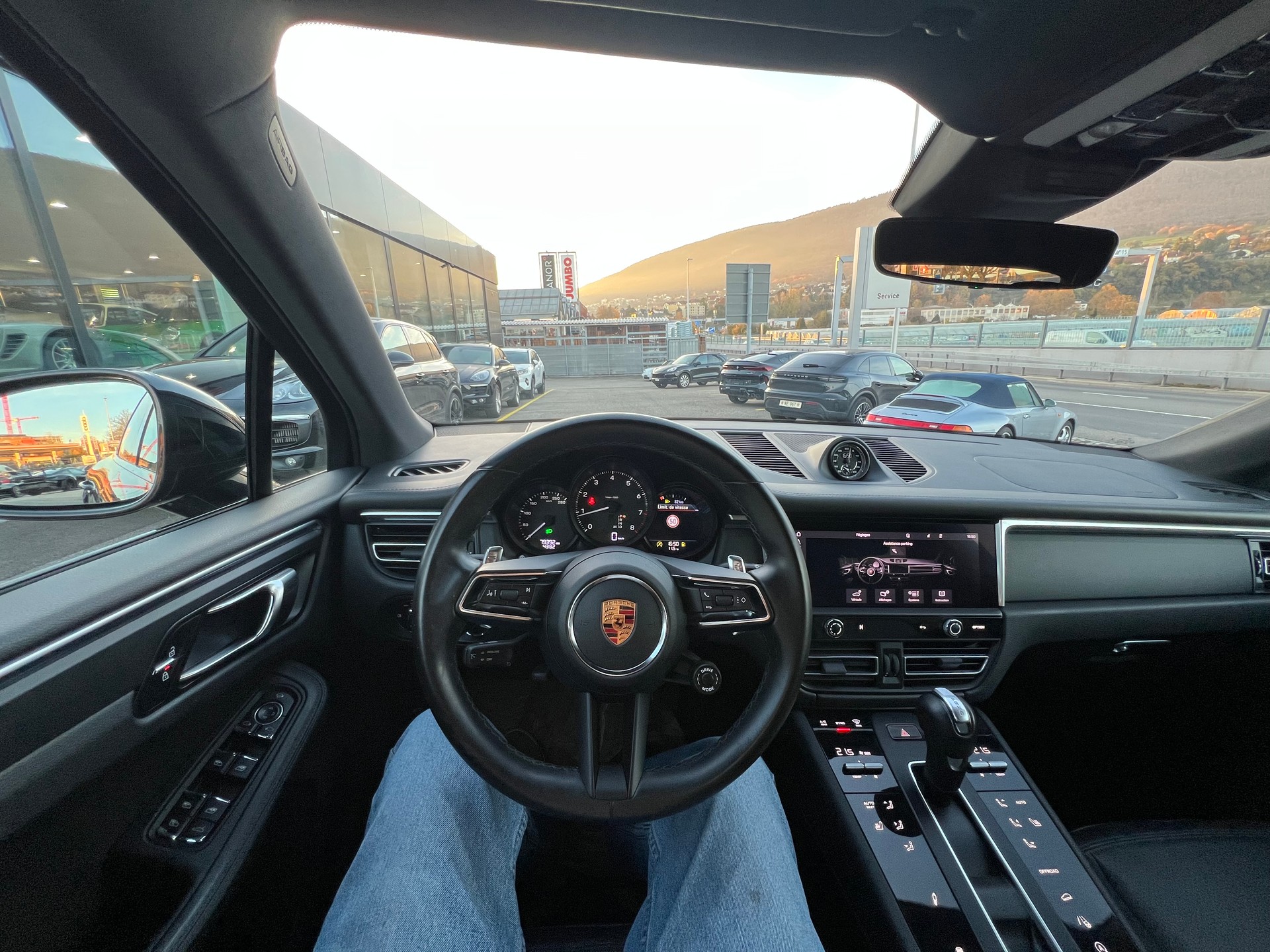 PORSCHE Macan PDK-image-5