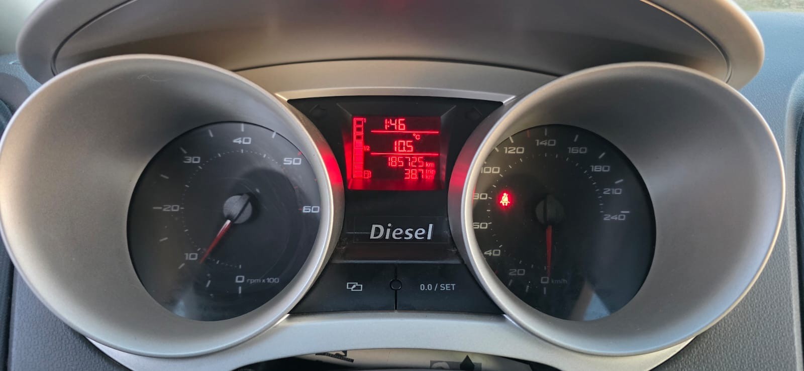 SEAT Ibiza ST 1.6 TDI Sport-image-5