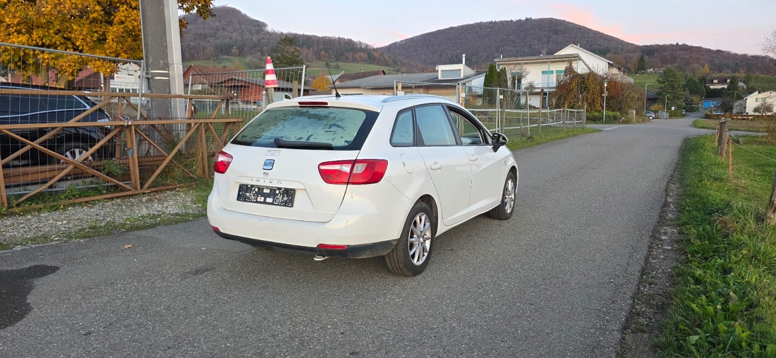 SEAT Ibiza ST 1.6 TDI Sport-image-2