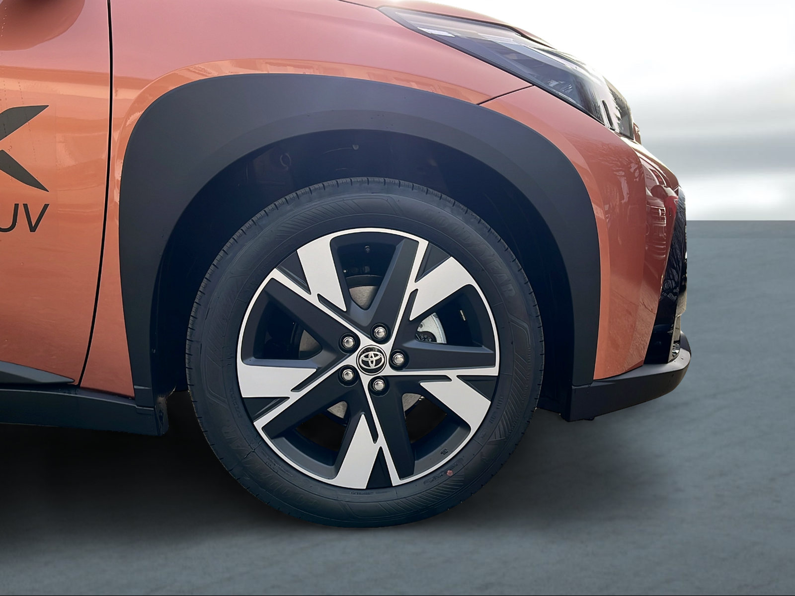 TOYOTA AYGO X 1.5 HSD Trend CVT-image-4