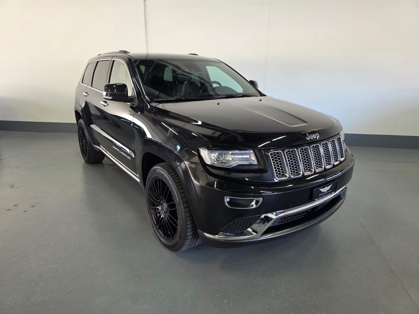 JEEP Grand Cherokee 3.0 CRD Summit Automatic-image-3