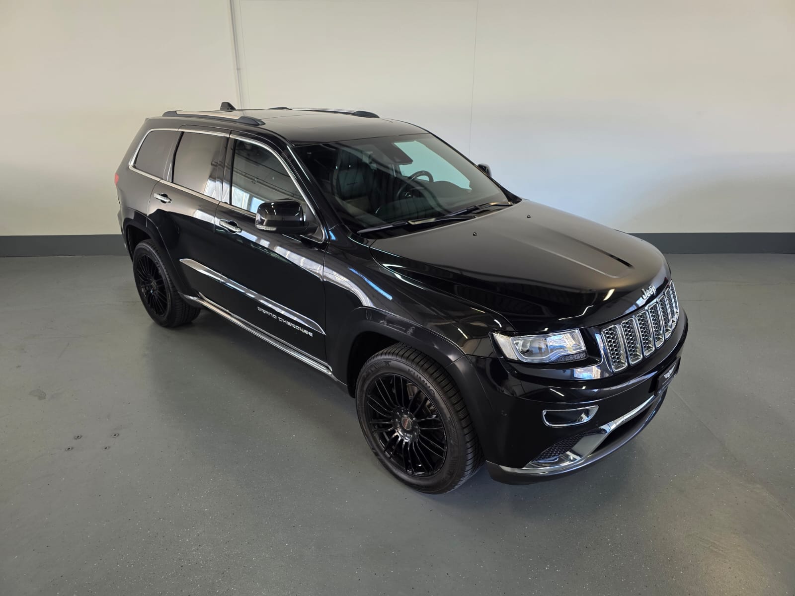 JEEP Grand Cherokee 3.0 CRD Summit Automatic-image-0