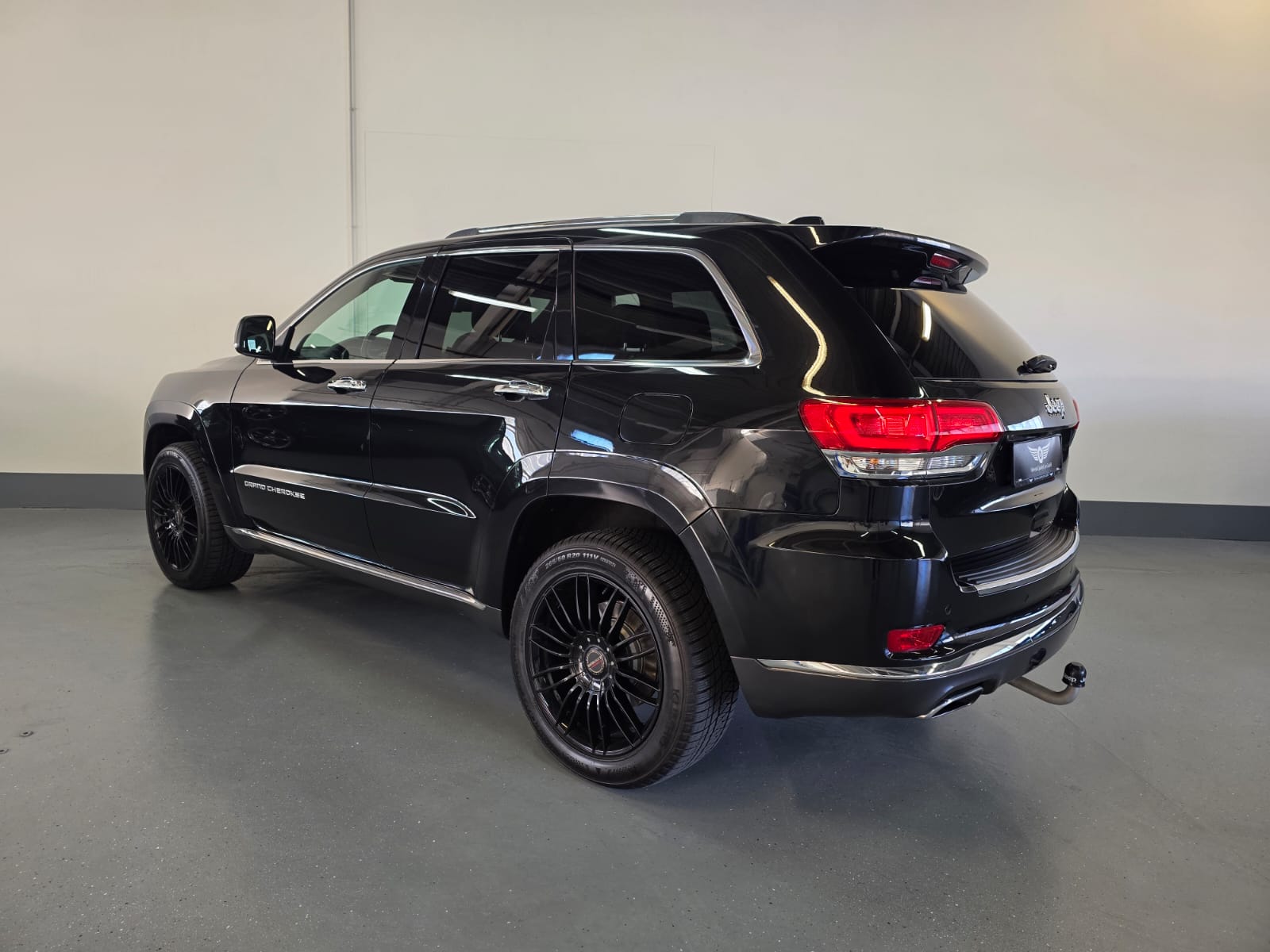 JEEP Grand Cherokee 3.0 CRD Summit Automatic-image-14