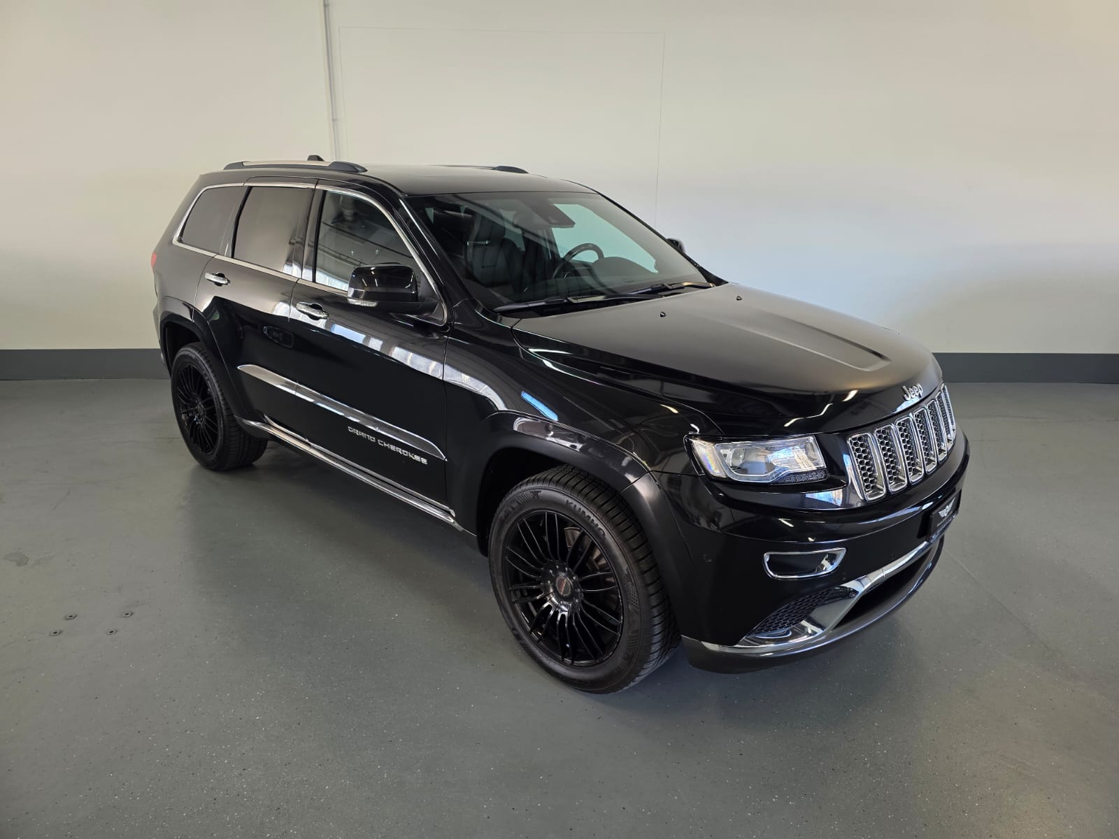 JEEP Grand Cherokee 3.0 CRD Summit Automatic-image-1