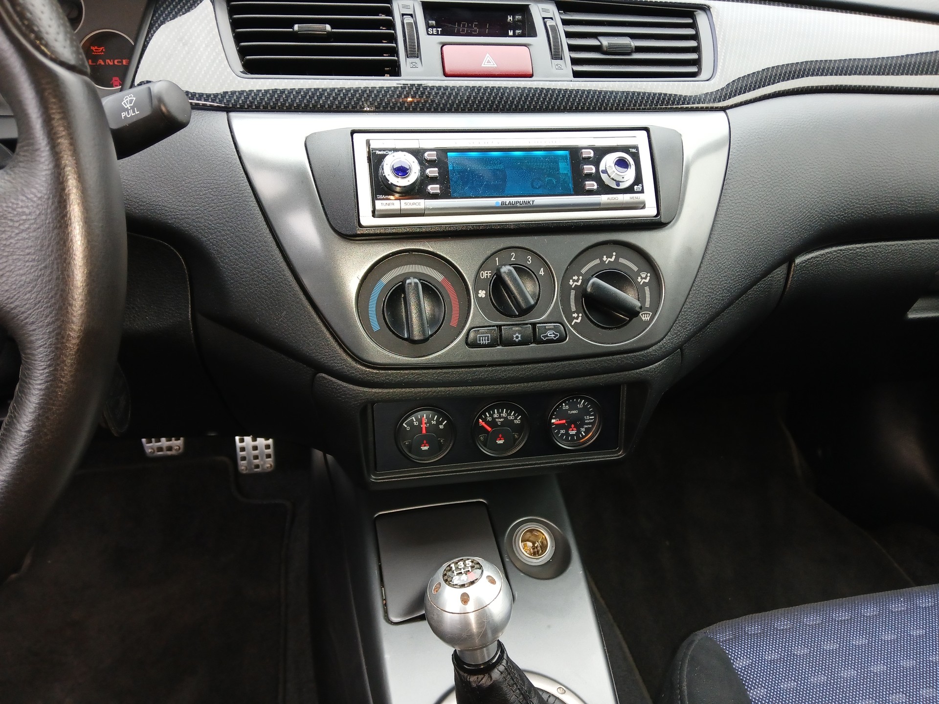 MITSUBISHI Lancer Evo VIII Intense (Sport)-image-8