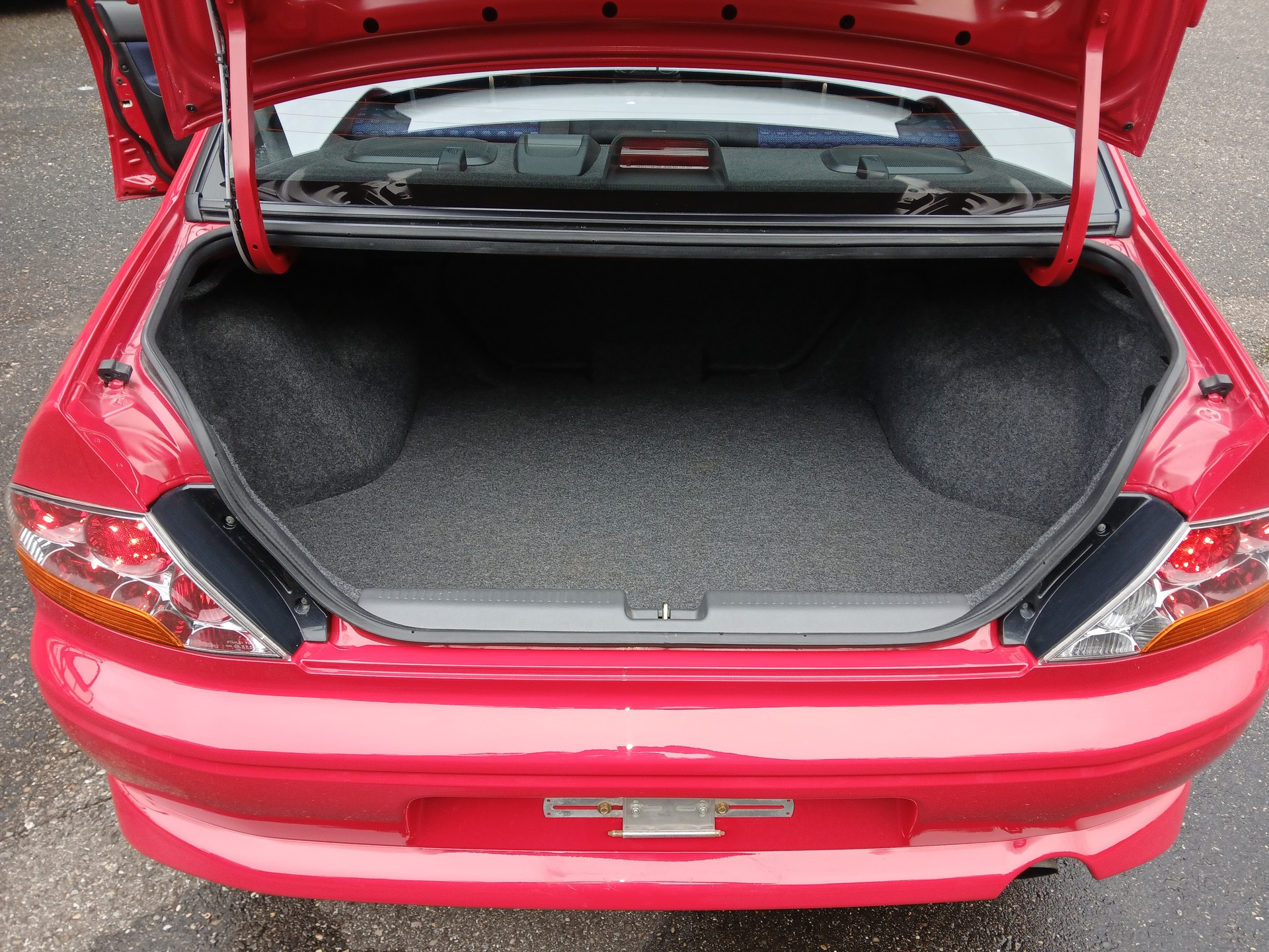 MITSUBISHI Lancer Evo VIII Intense (Sport)-image-6
