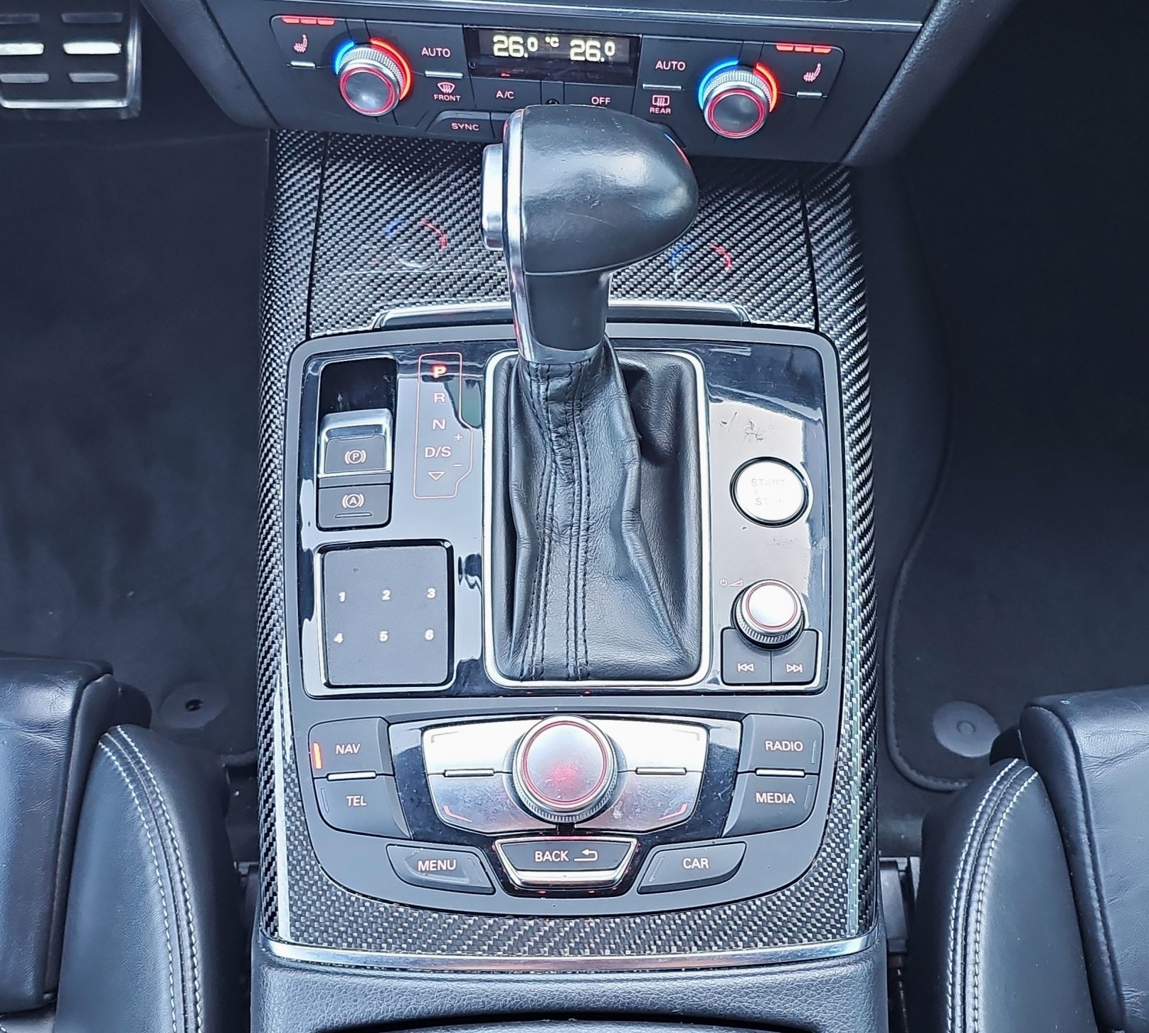 AUDI RS7 Sportback 4.0 V8 TFSI quattro T-Tronic-image-12