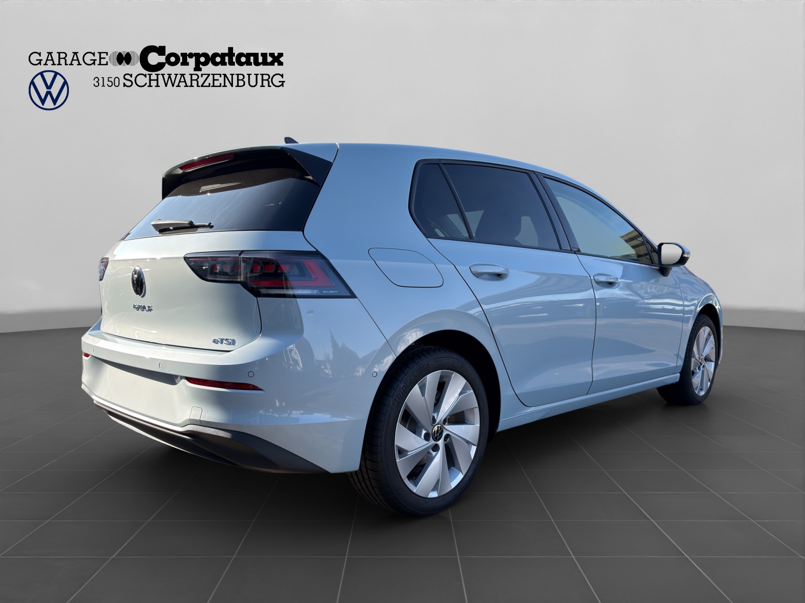 VW Golf 1.5 e TSI mHEV United DSG-image-5