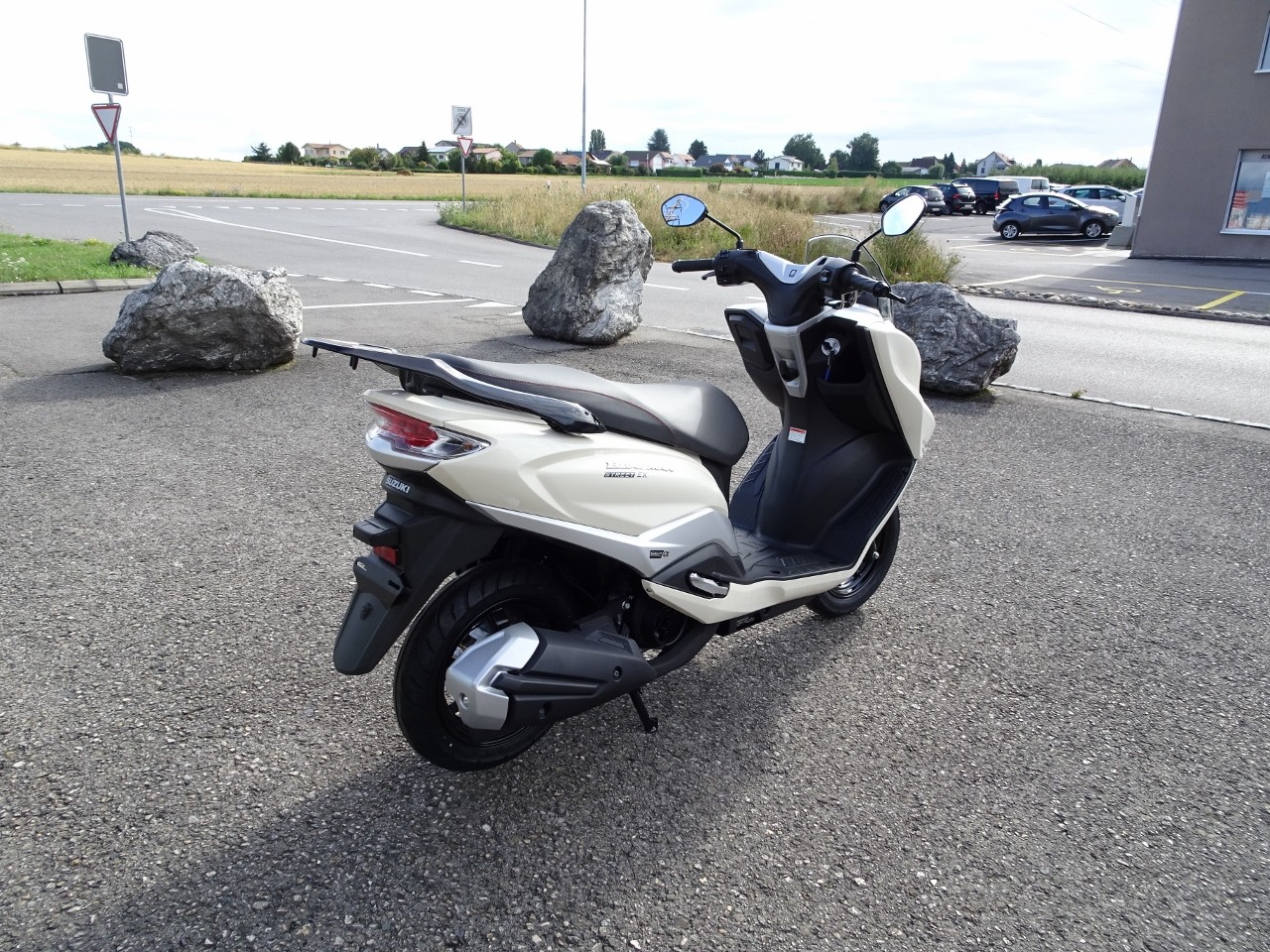 SUZUKI AN 125 EX Burgman Street-image-4