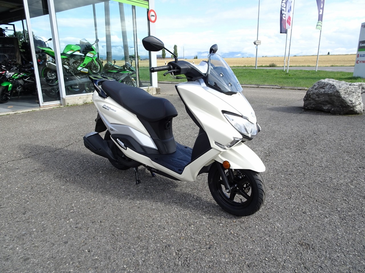 SUZUKI AN 125 EX Burgman Street-showroom-element-1