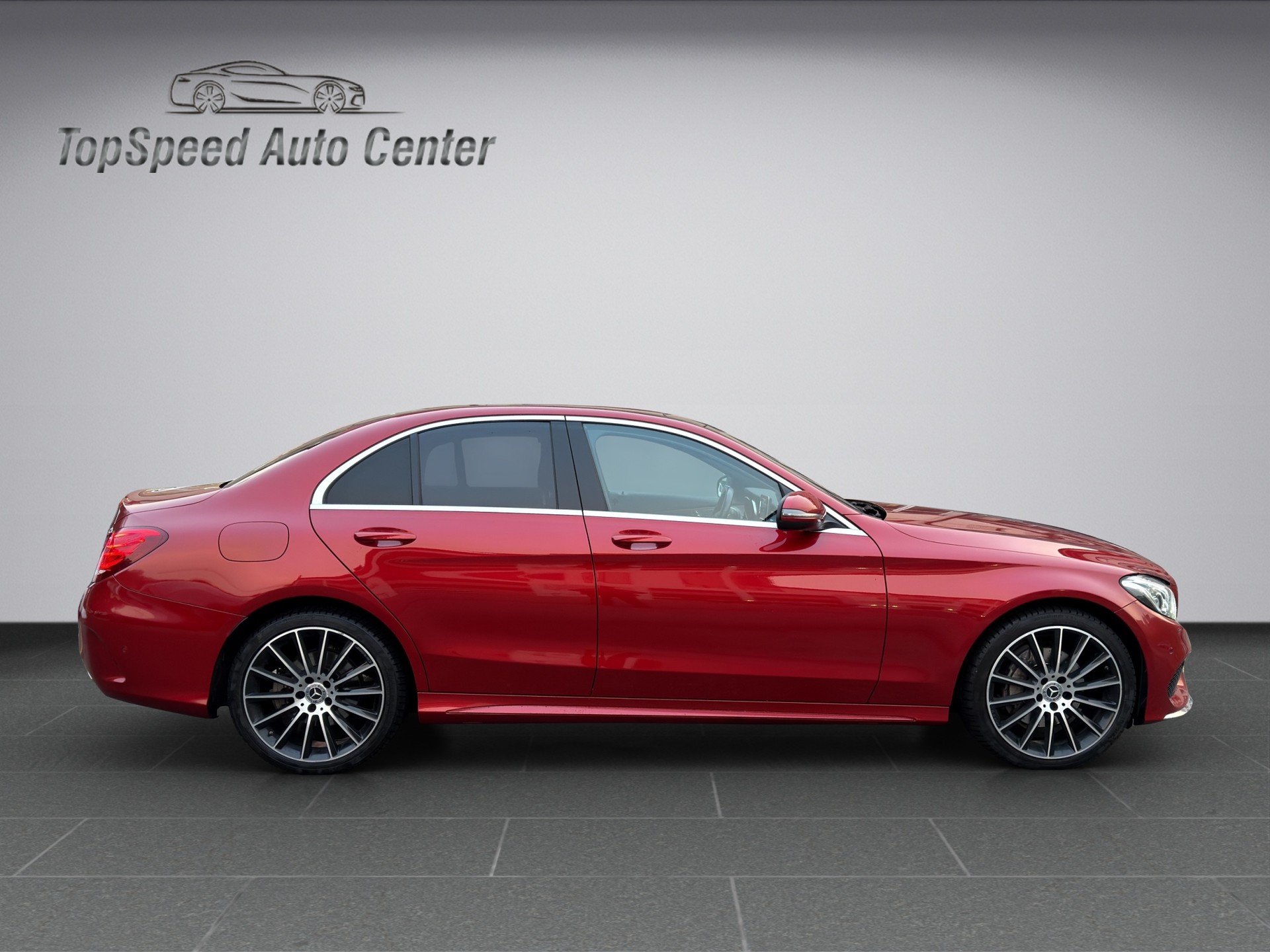 MERCEDES-BENZ C 200 AMG Line 4Matic 9G-Tronic-image-6