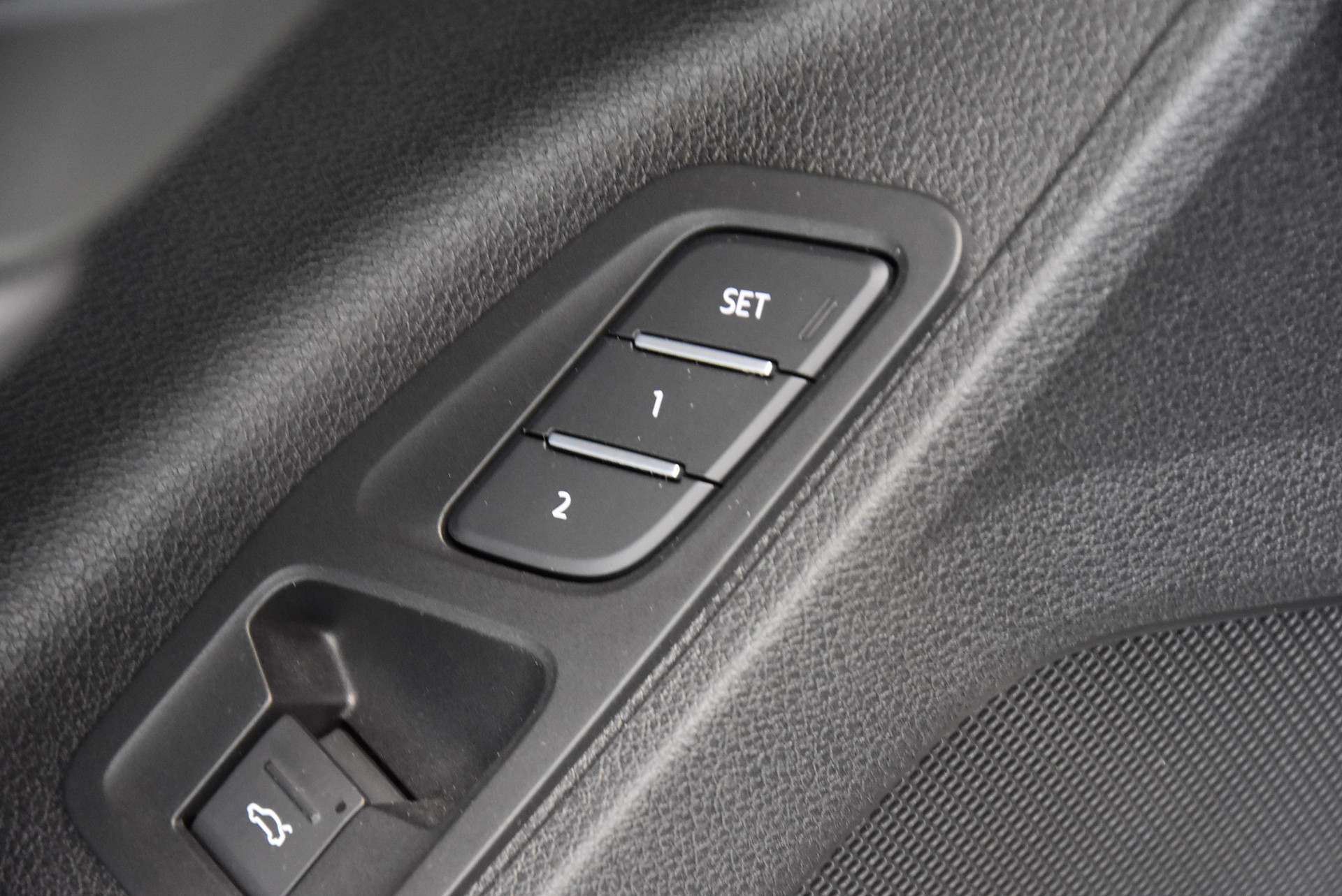 AUDI Q3 Sportback 35 TFSI S line Attraction S-tronic-image-7