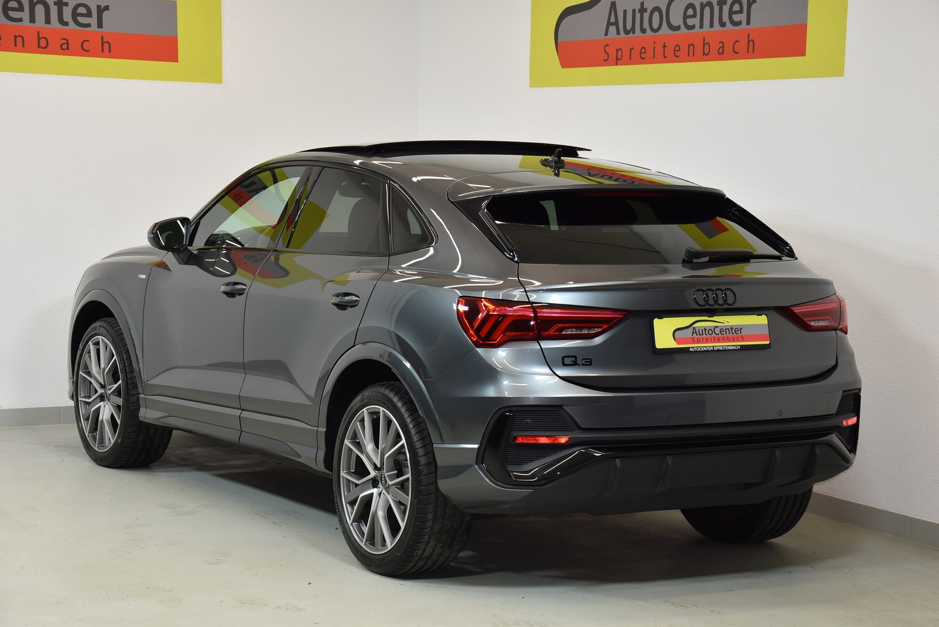 AUDI Q3 Sportback 35 TFSI S line Attraction S-tronic-image-14