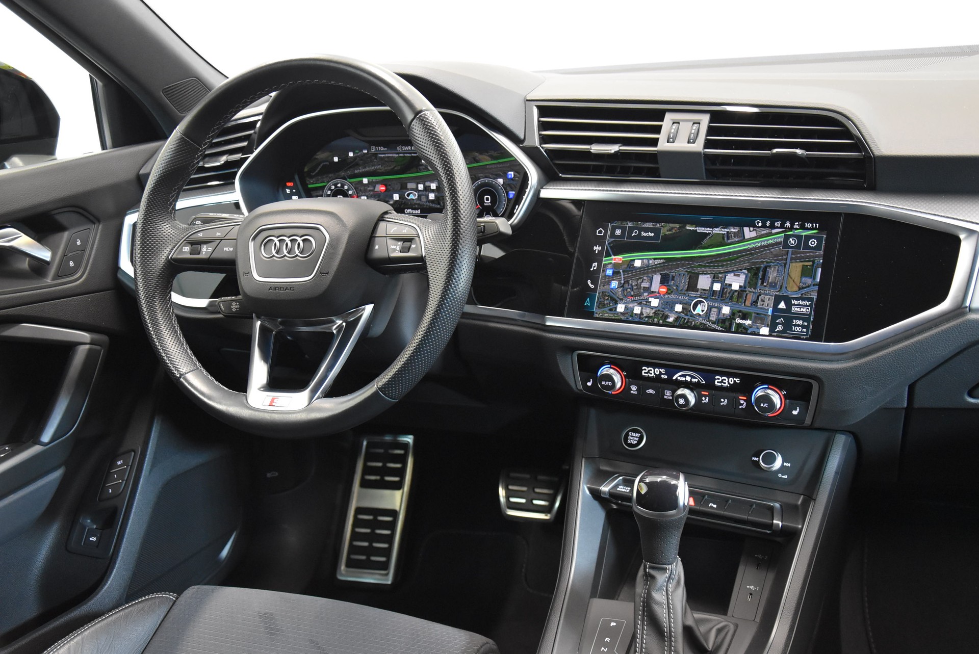 AUDI Q3 Sportback 35 TFSI S line Attraction S-tronic-image-4