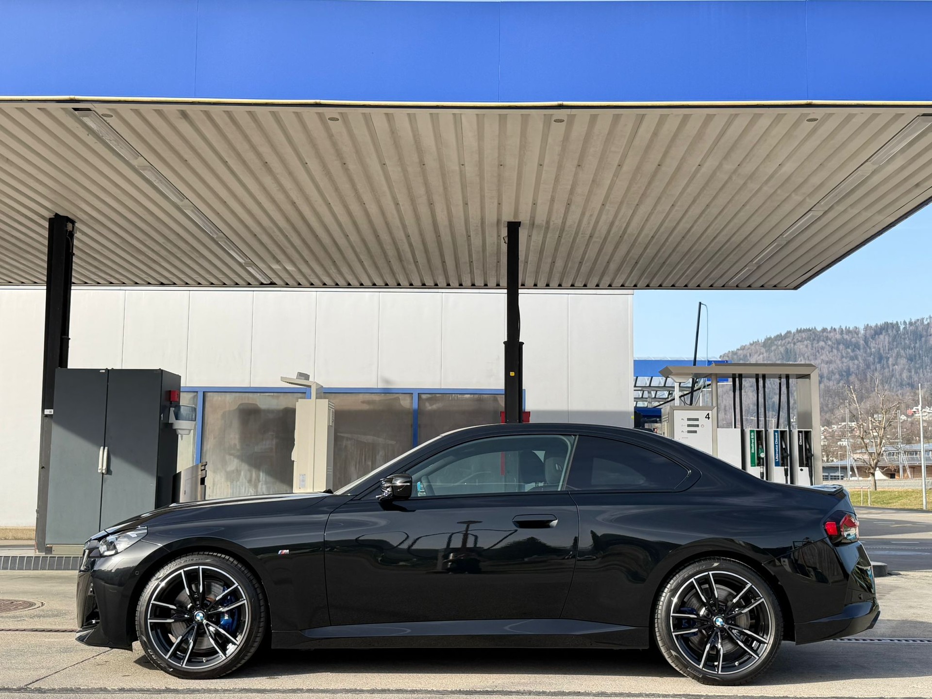 BMW M240i xDrive Steptronic *Shadow-Line**Live Cockpit*-showroom-element-3