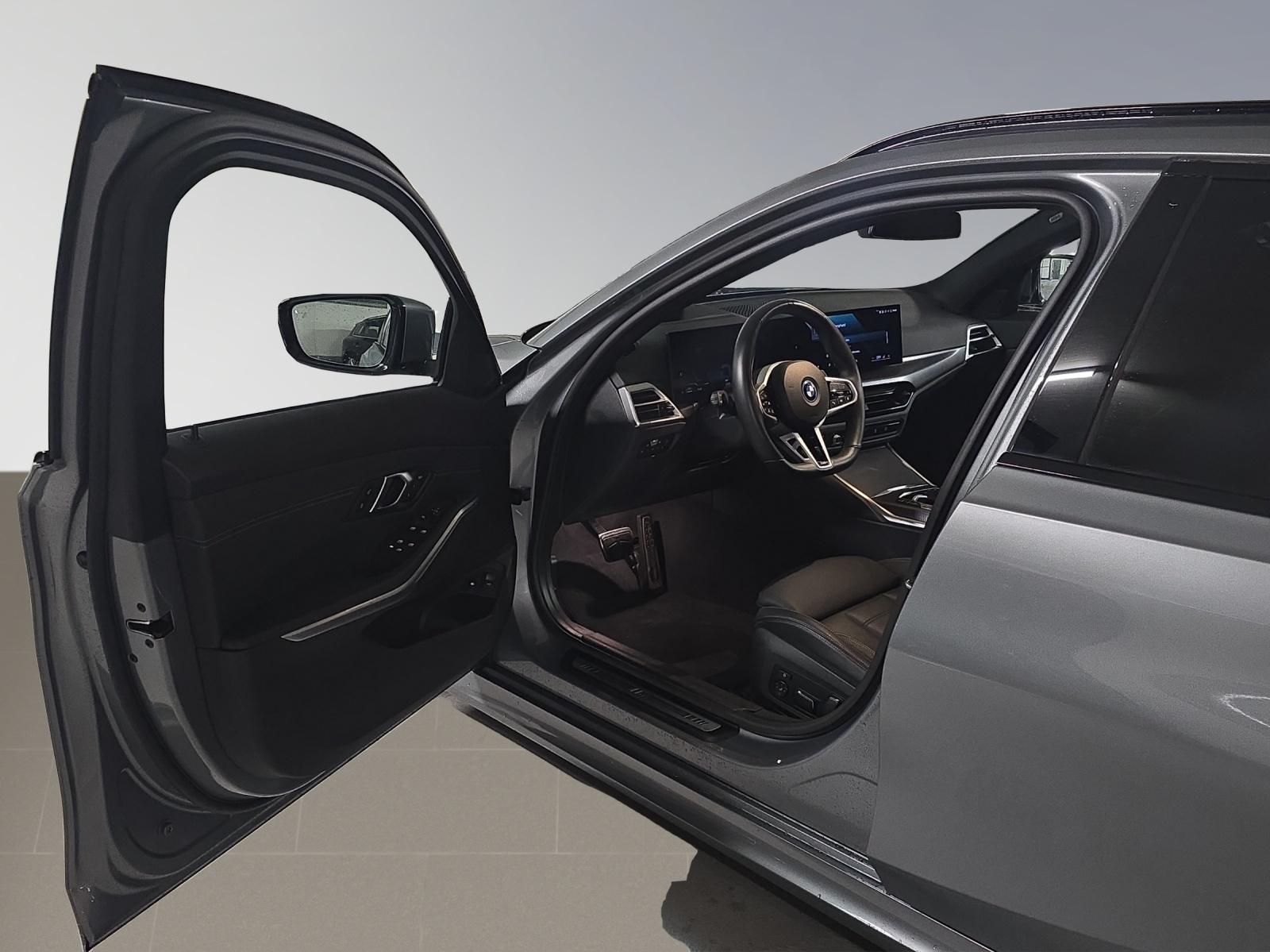 BMW 330e xDrive SAG Touring-image-5