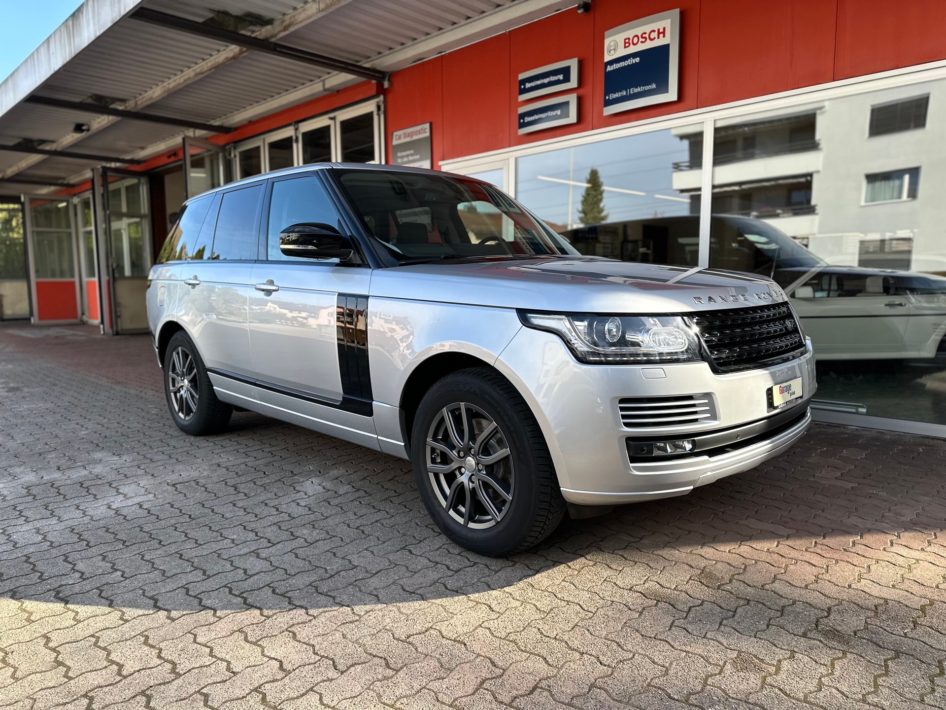 LAND ROVER Range Rover 3.0 TDV6 HSE Automatic