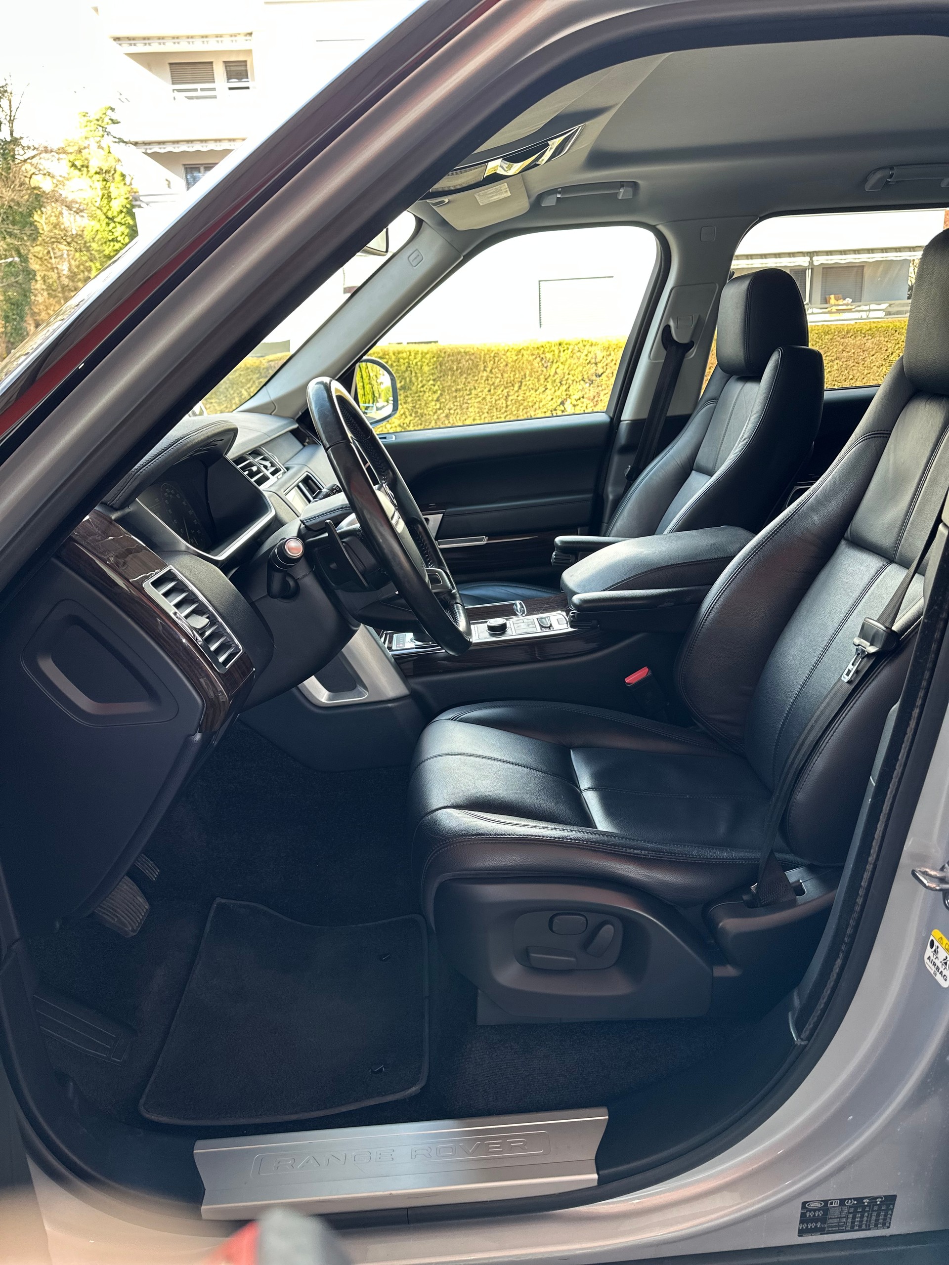 LAND ROVER Range Rover 3.0 TDV6 HSE Automatic-image-6