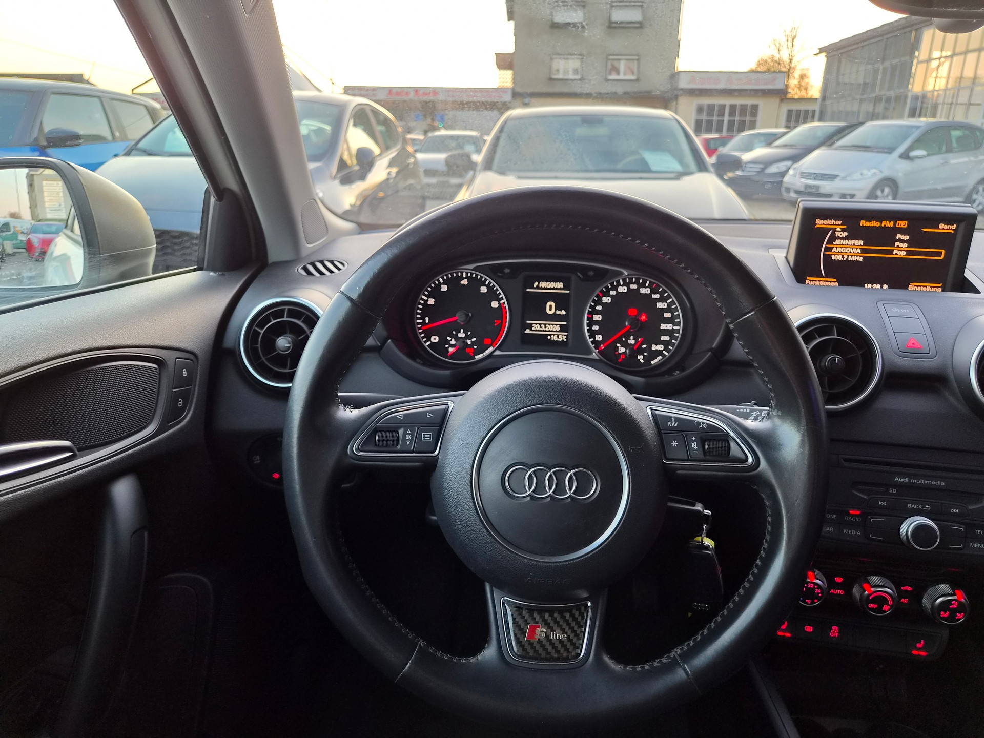 AUDI A1 1.2 TFSI S Line-image-15