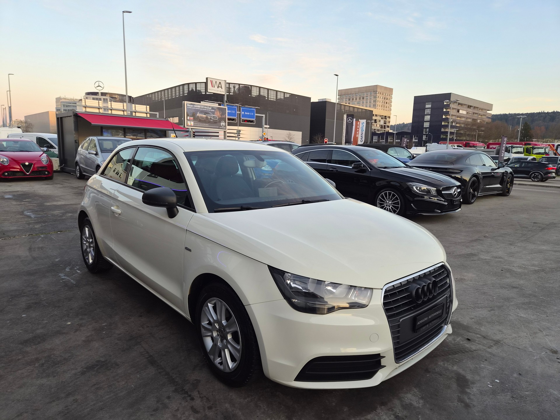 AUDI A1 1.2 TFSI S Line-image-9