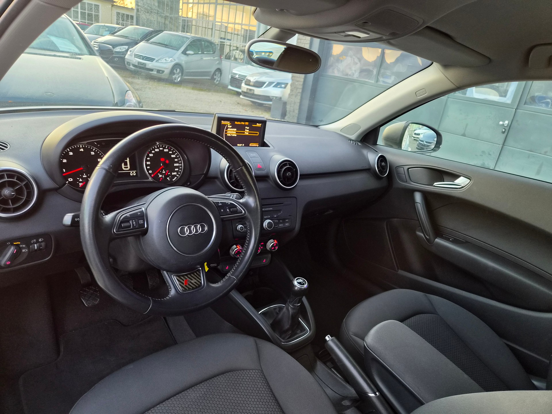 AUDI A1 1.2 TFSI S Line-image-12