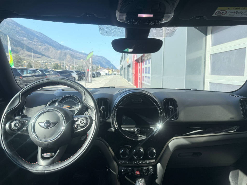 MINI Countryman F60 2.0i Cooper S ALL4-image-7