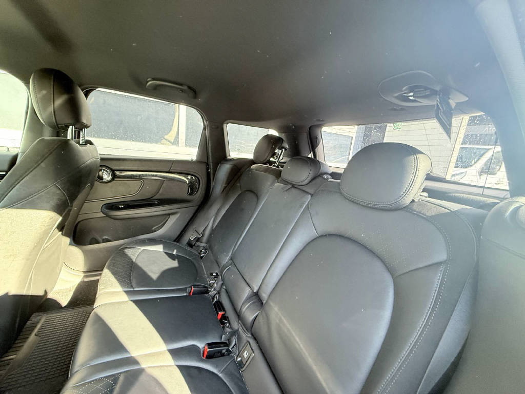 MINI Countryman F60 2.0i Cooper S ALL4-image-9