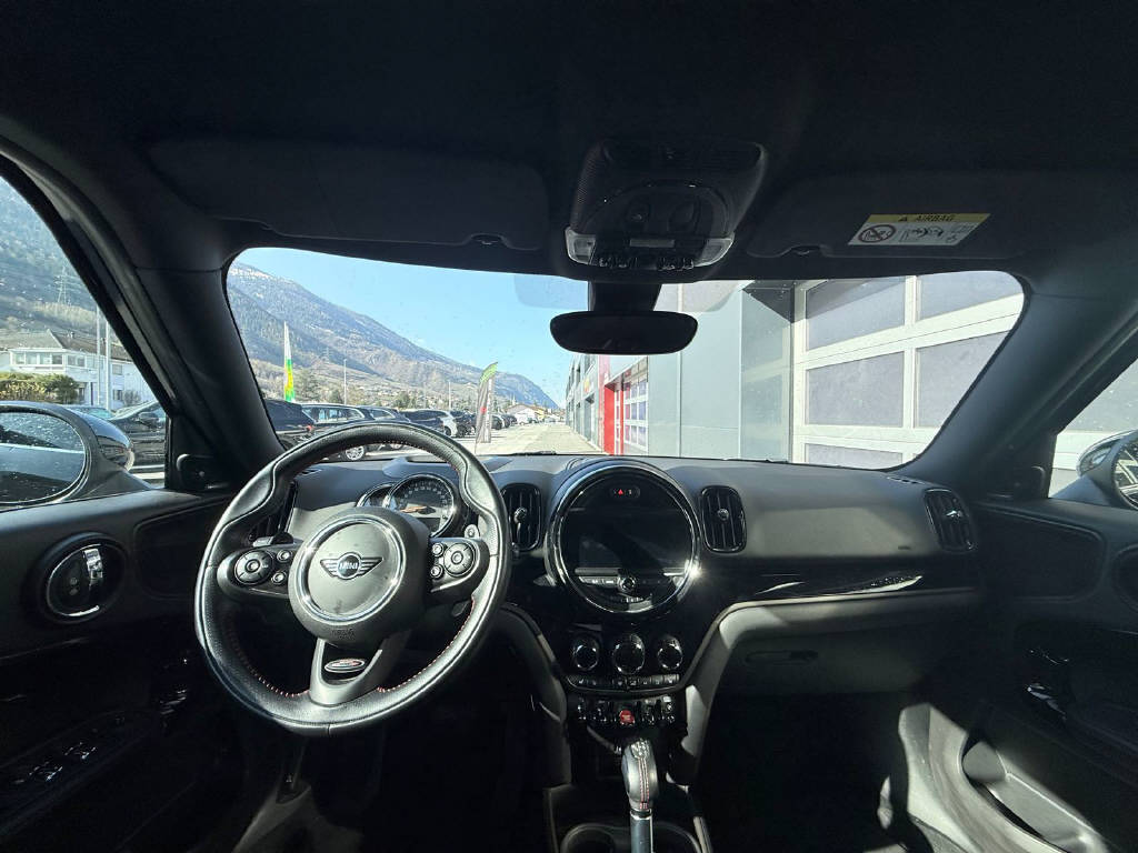 MINI Countryman F60 2.0i Cooper S ALL4-image-6