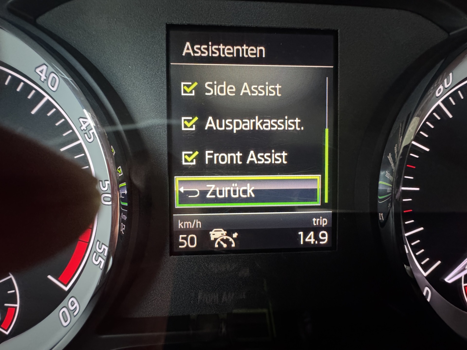 SKODA Karoq 2.0 TDI Ambition 4x4 DSG-image-26