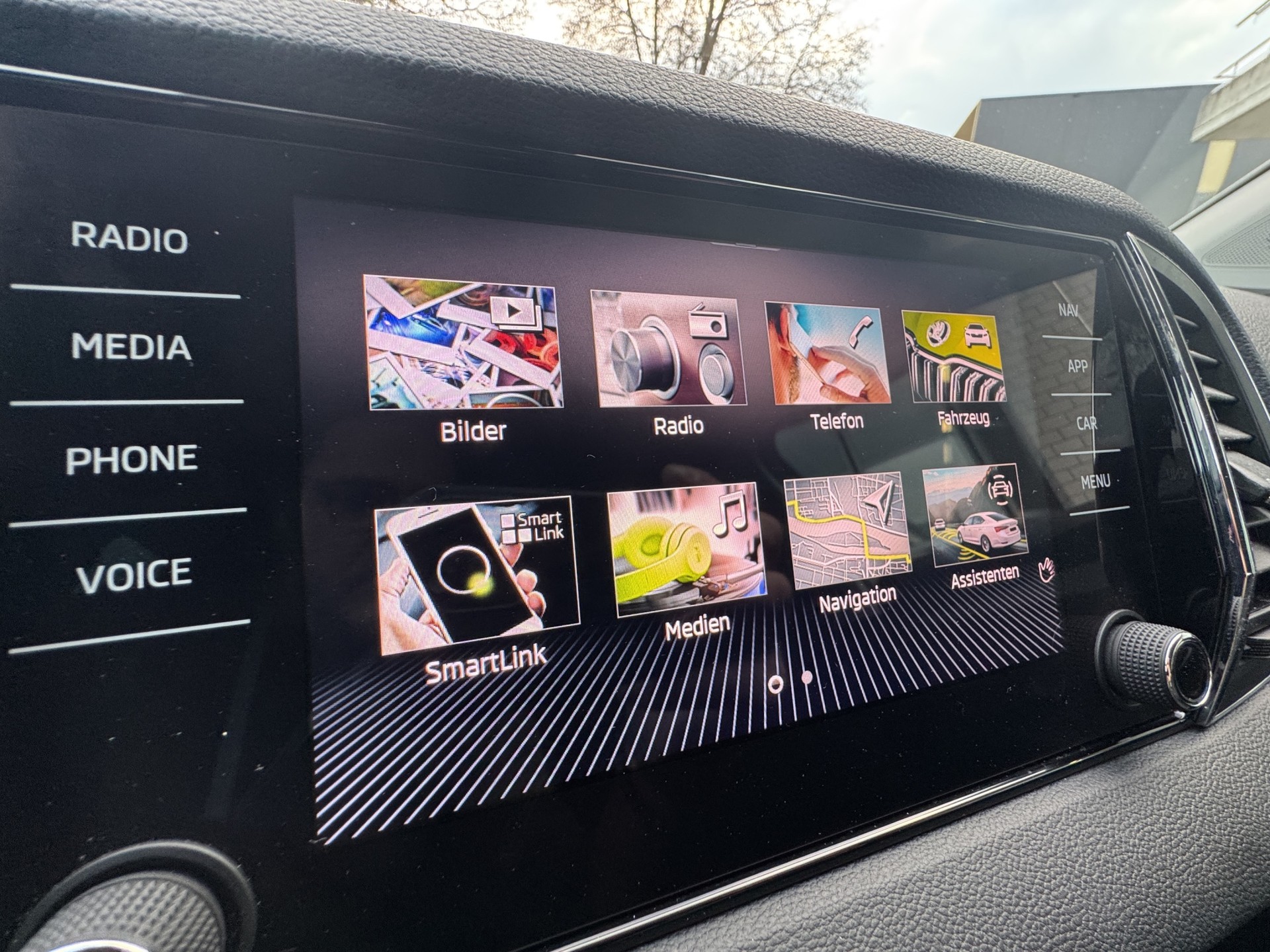 SKODA Karoq 2.0 TDI Ambition 4x4 DSG-image-28