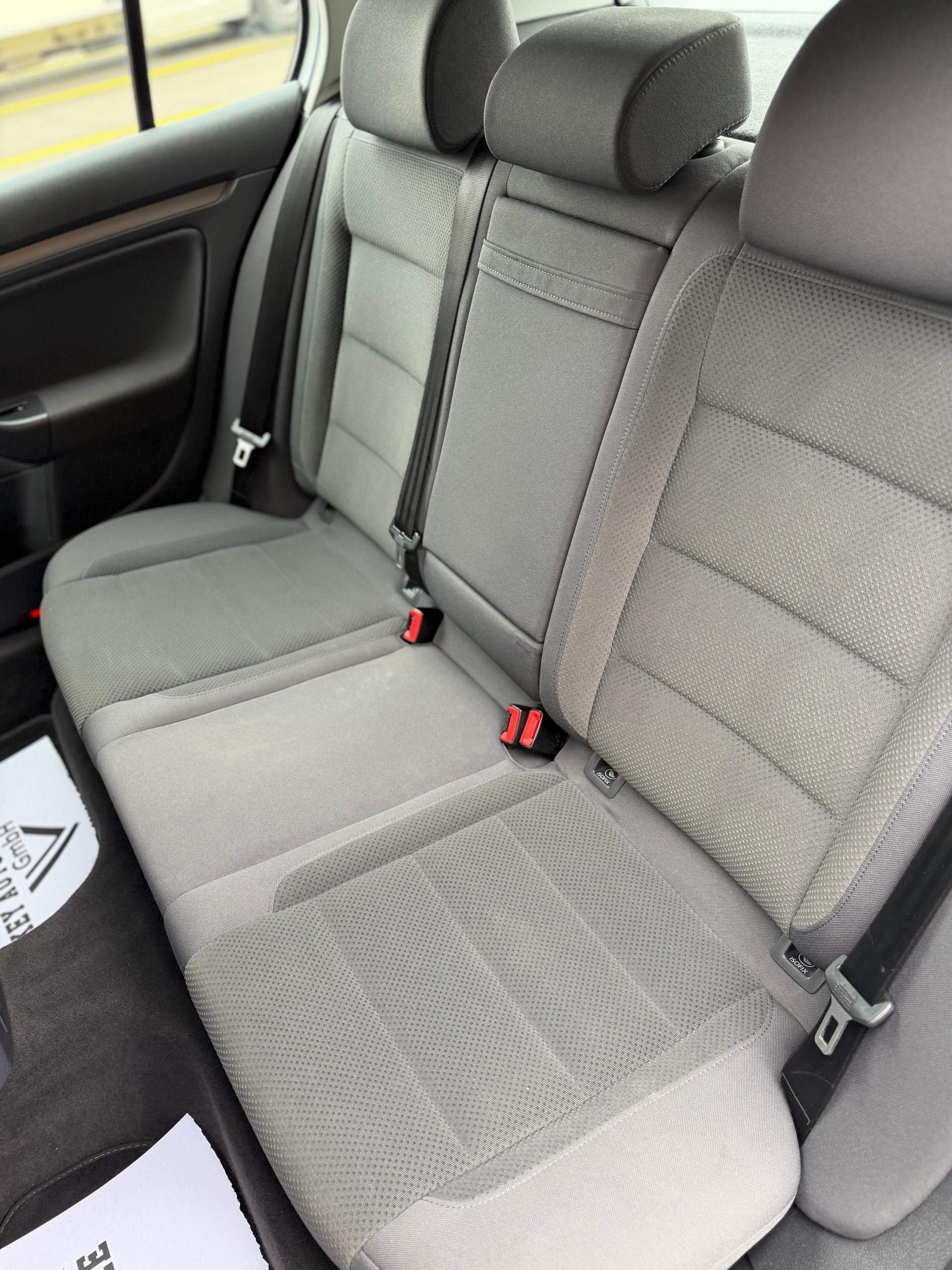 VW Golf 2.0 FSI Comfortline DSG-image-9