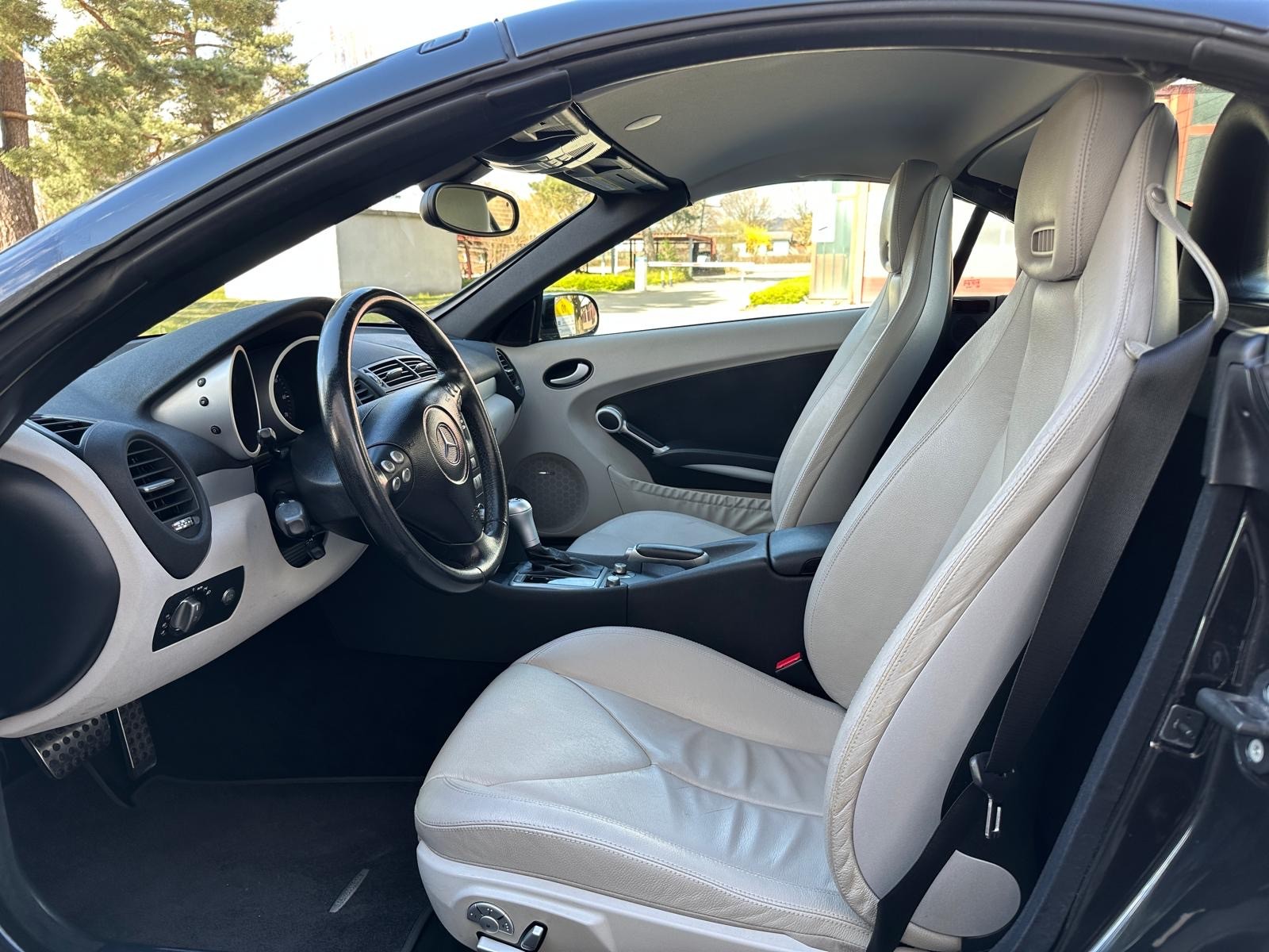 MERCEDES-BENZ SLK 350-image-12