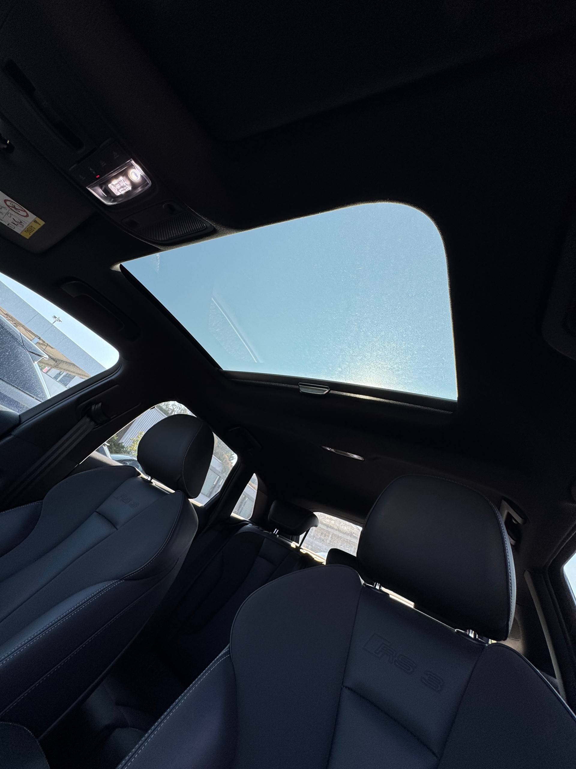 AUDI RS3 Sportback 2.5 T FSI quattro S-Tronic-image-20