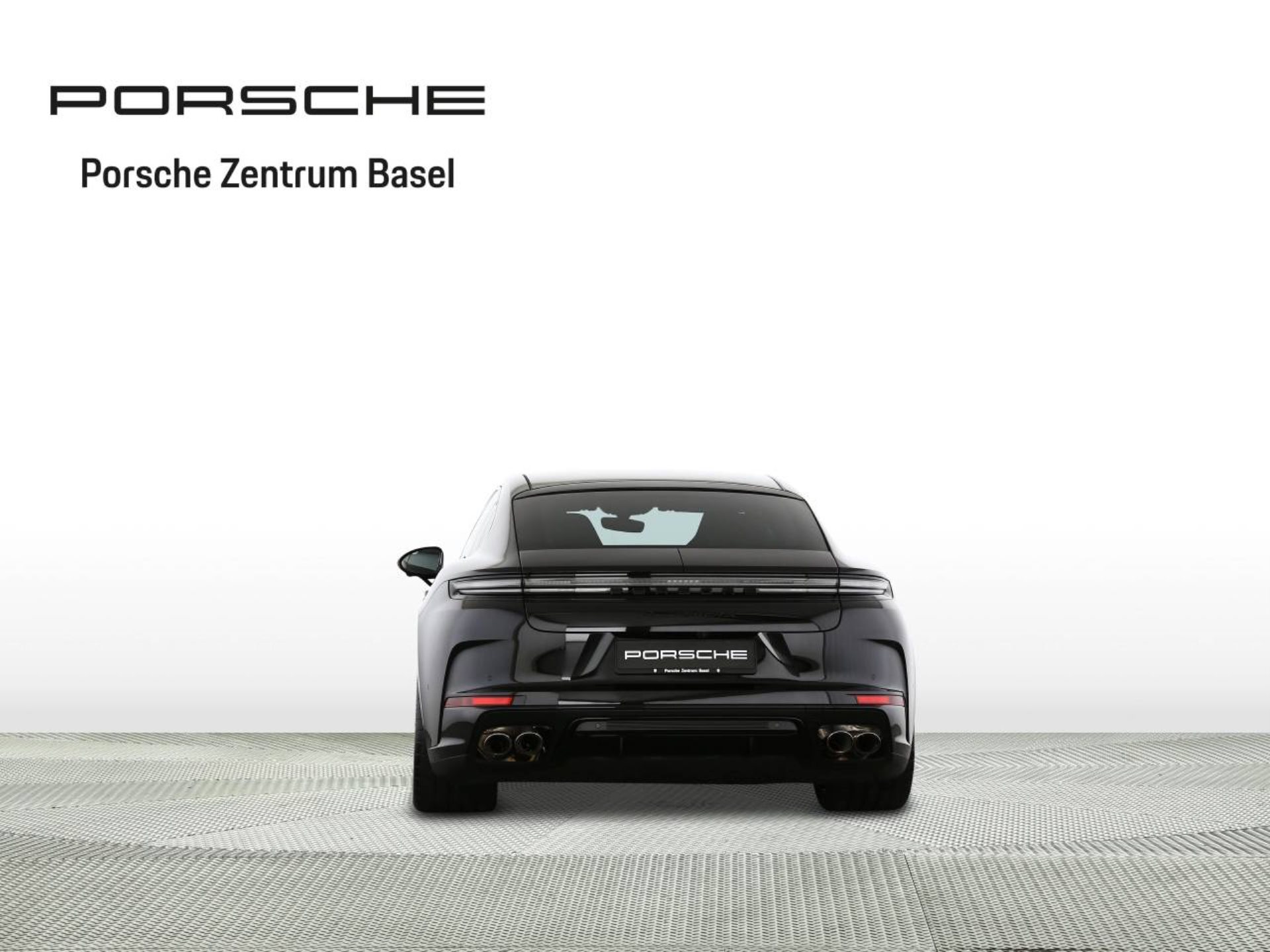PORSCHE Panamera GTS-image-5