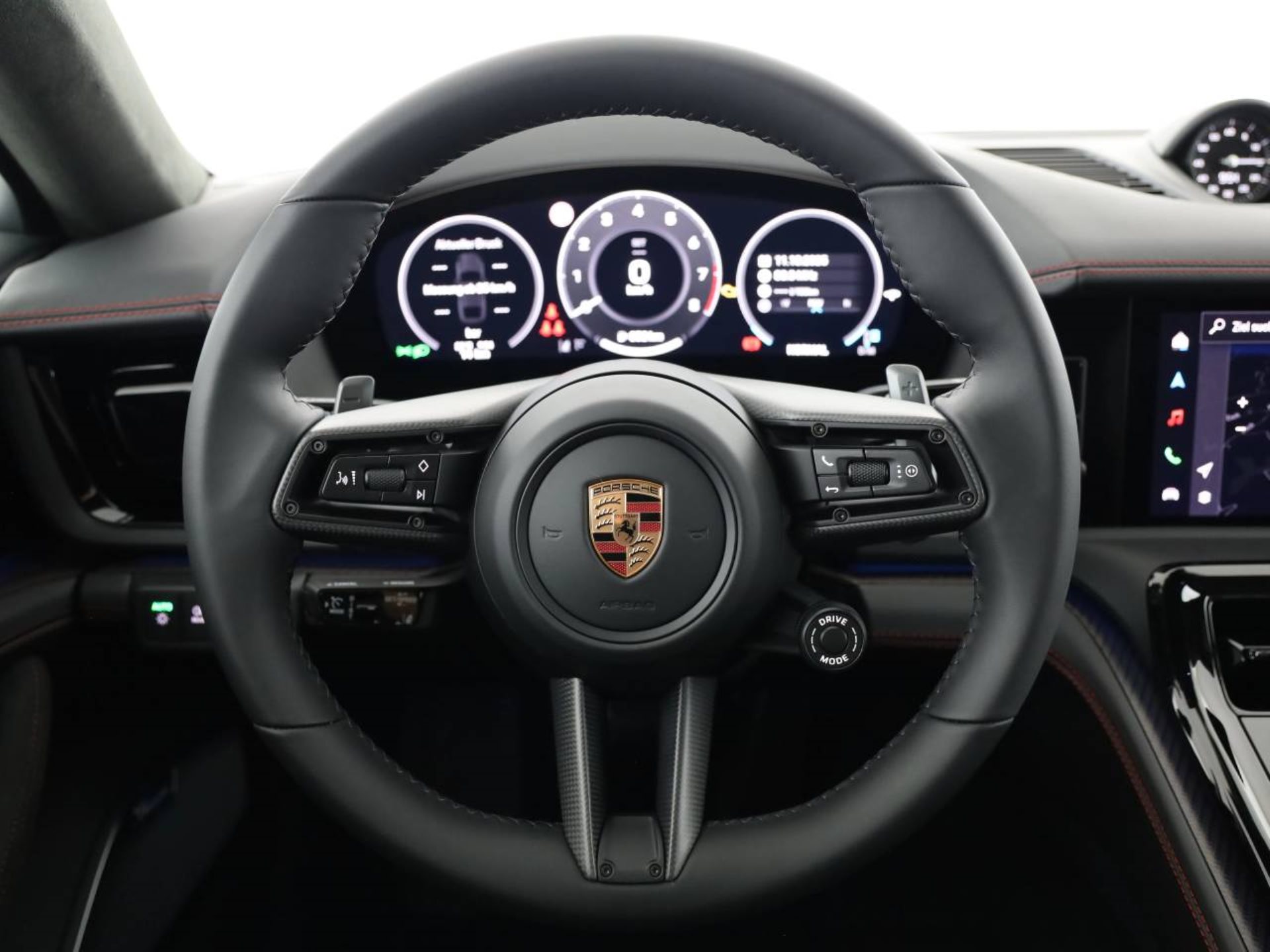 PORSCHE Panamera GTS-image-31