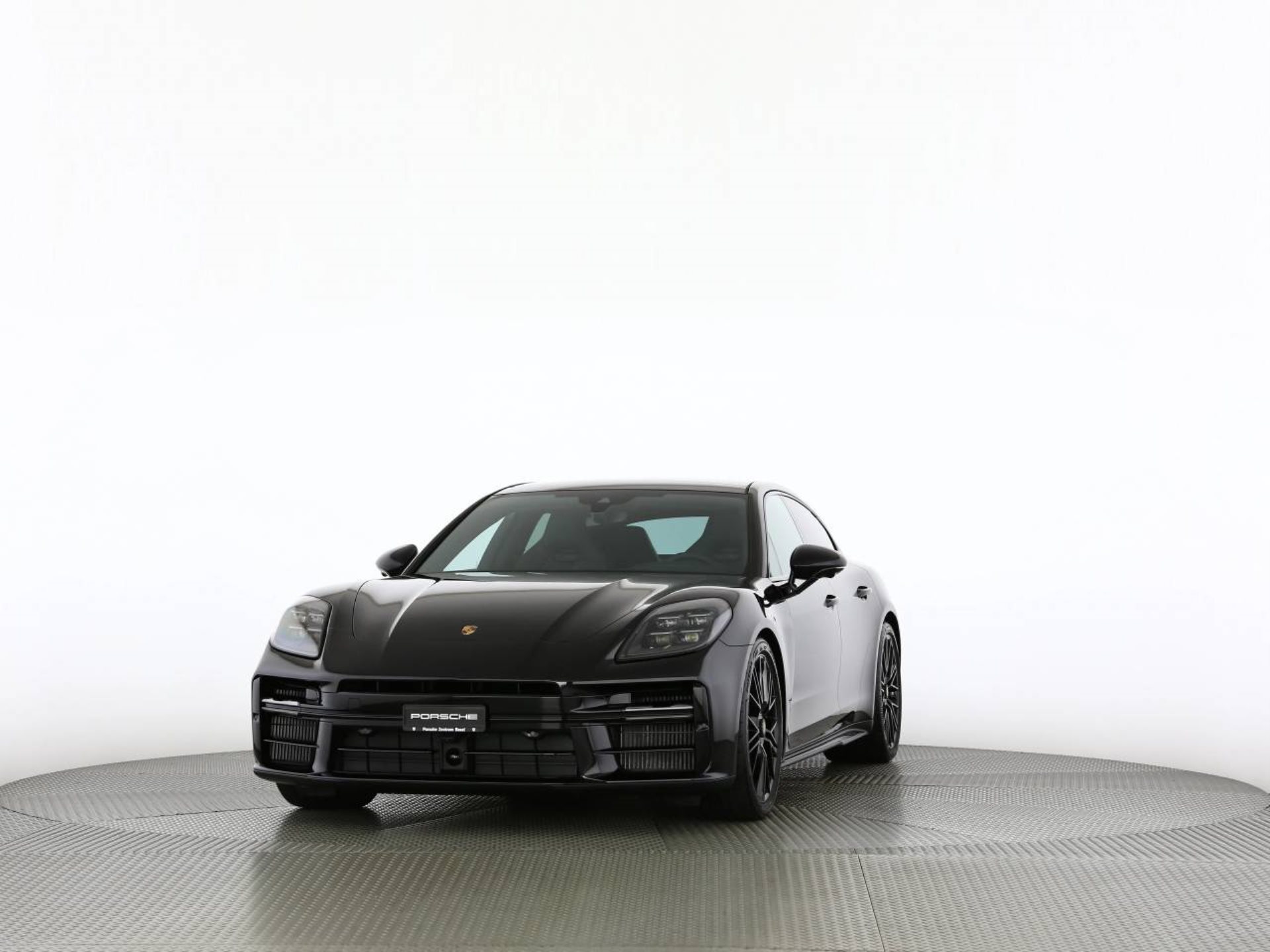 PORSCHE Panamera GTS-image-7