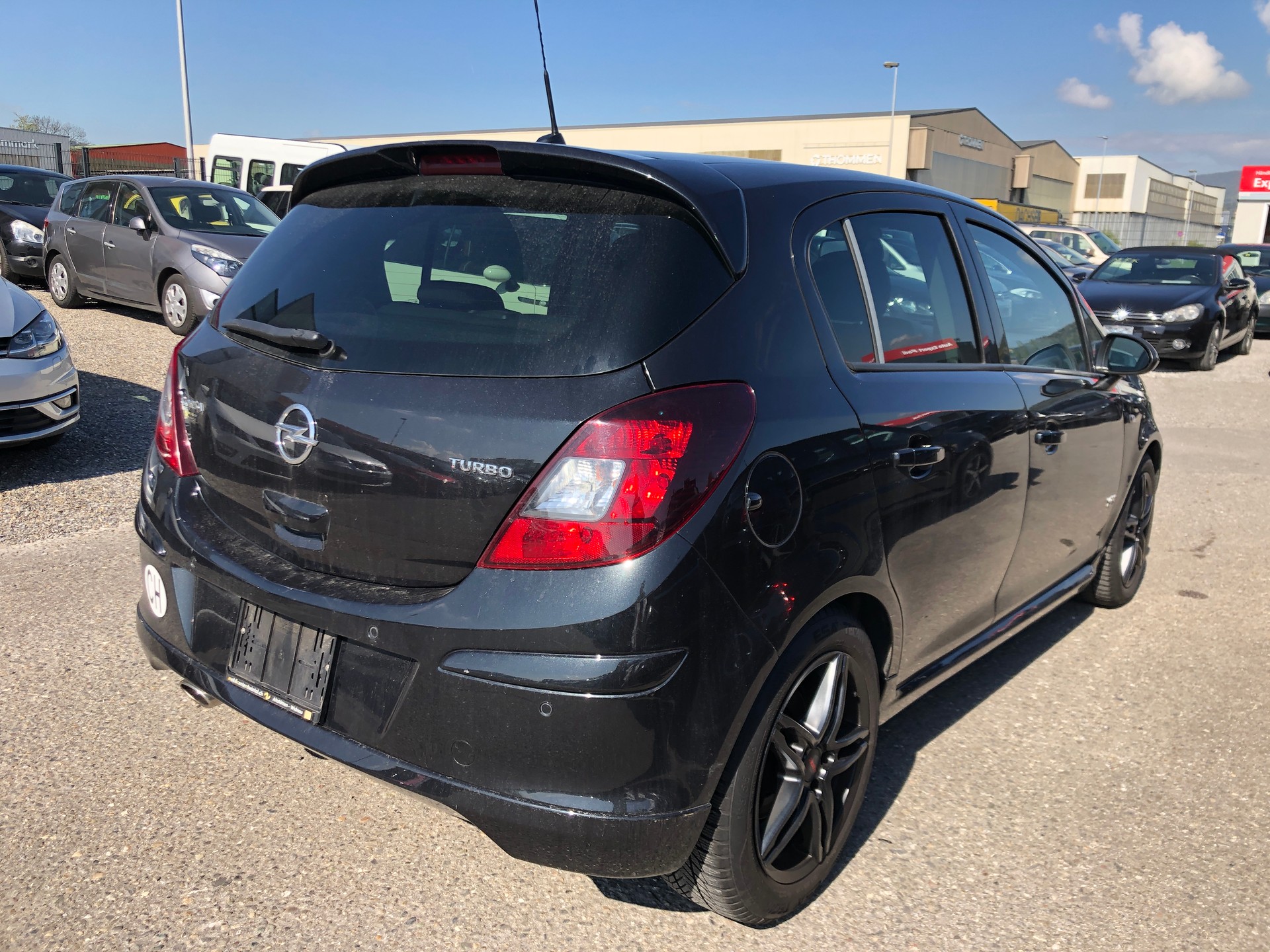 OPEL Corsa 1.6 Turbo Color Edition-image-3