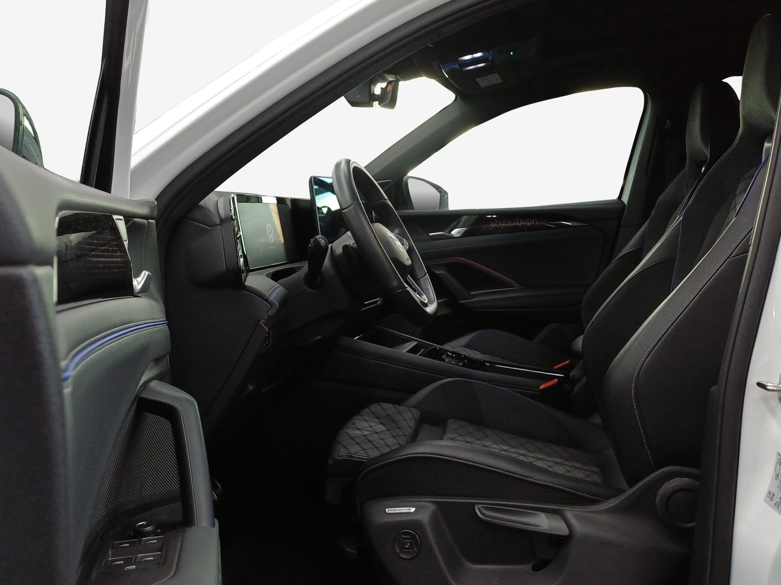 VW Tiguan 2.0 TDI SCR United 4Motion DSG-image-7
