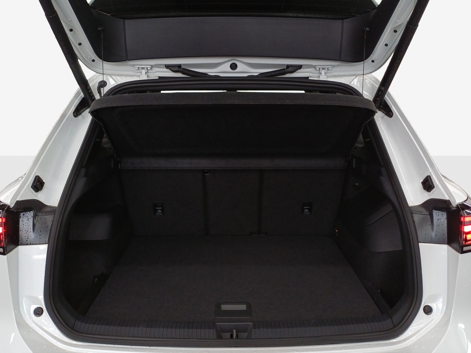 VW Tiguan 2.0 TDI SCR United 4Motion DSG-image-12