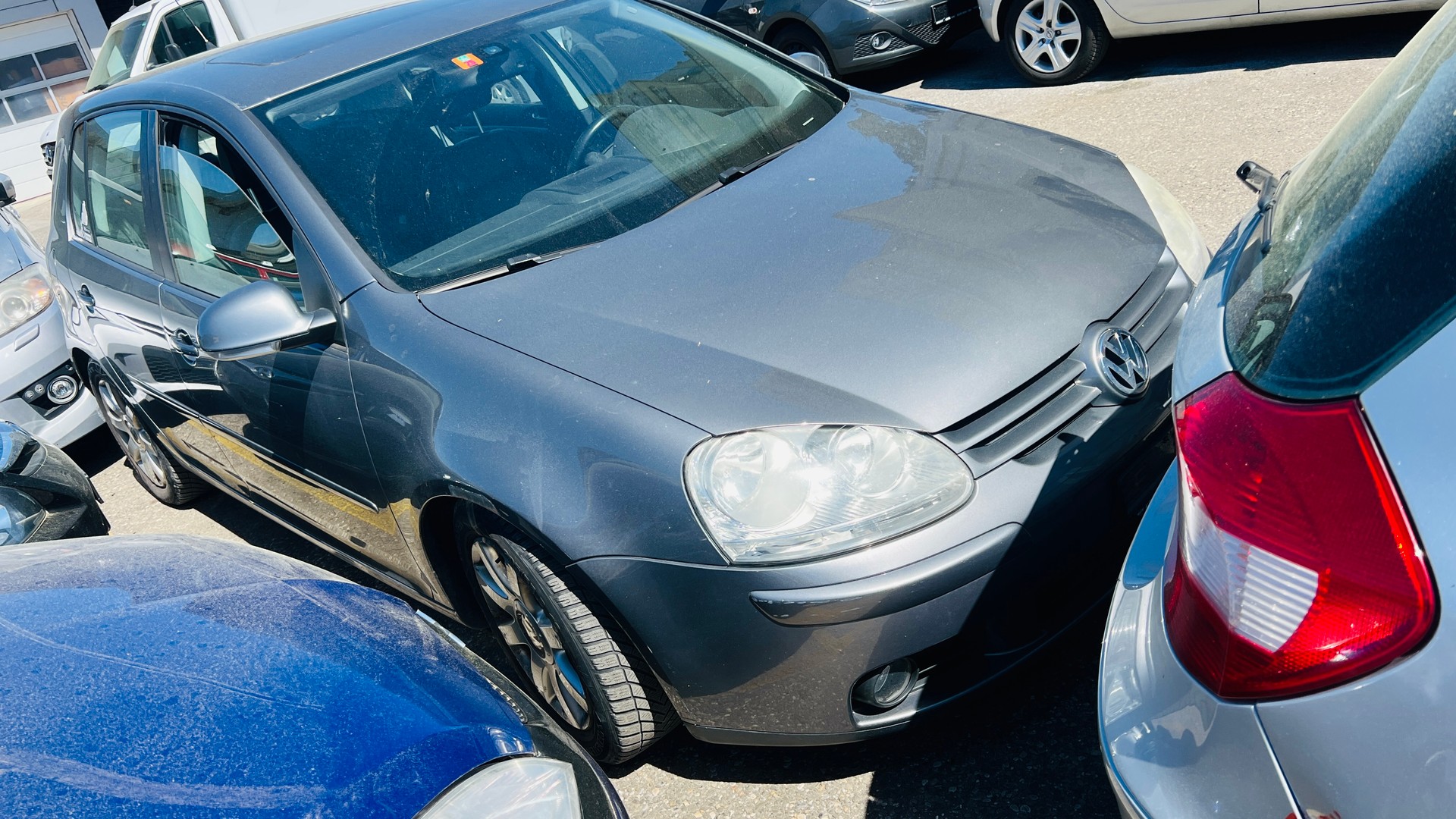 VW Golf 2.0 FSI Sportline 4Motion-image-1