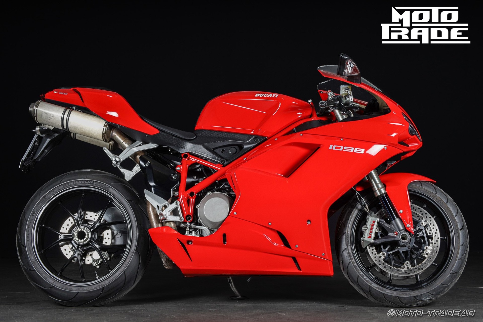 DUCATI 1098-showroom-element-1