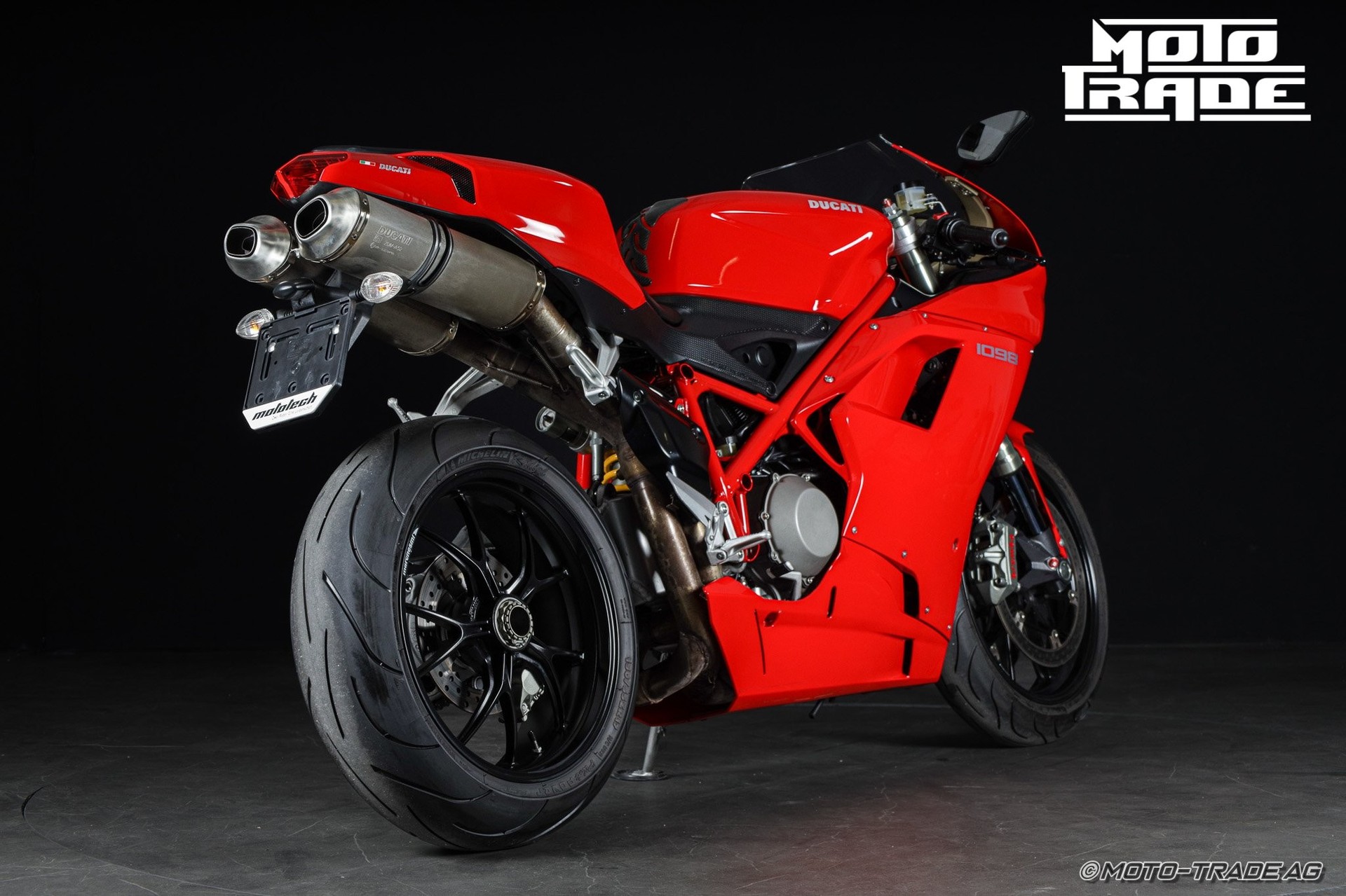DUCATI 1098-showroom-element-2