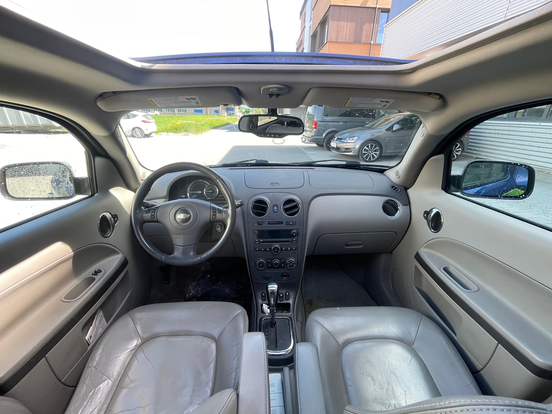 CHEVROLET HHR-image-8