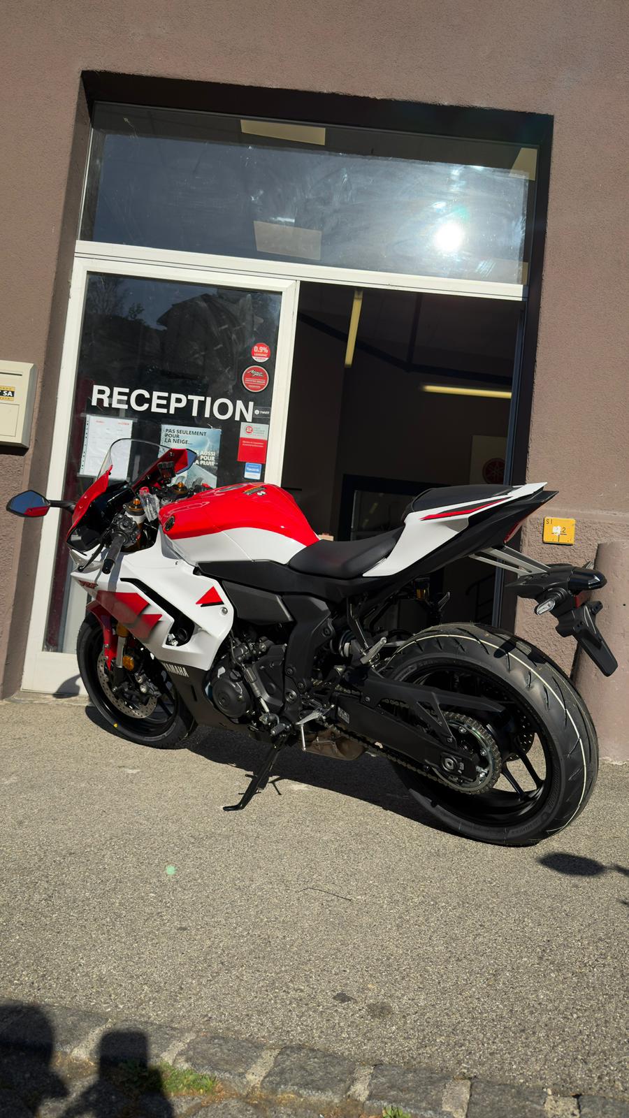 YAMAHA YZF-R7 (35kW)-showroom-element-2