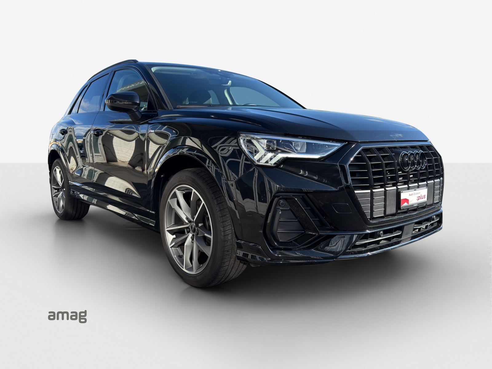 AUDI Q3 35 TFSI S line Attraction S-tronic-image-5