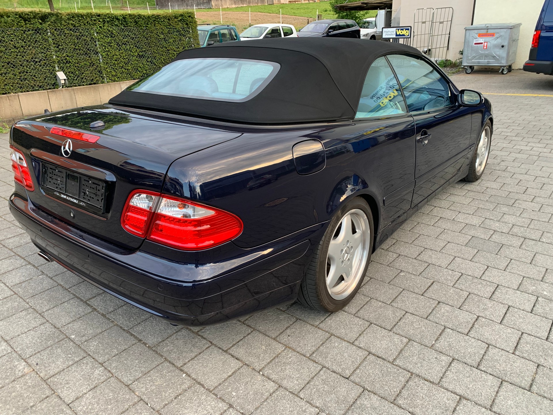 MERCEDES-BENZ CLK 320 Avantgarde Automatic-image-2
