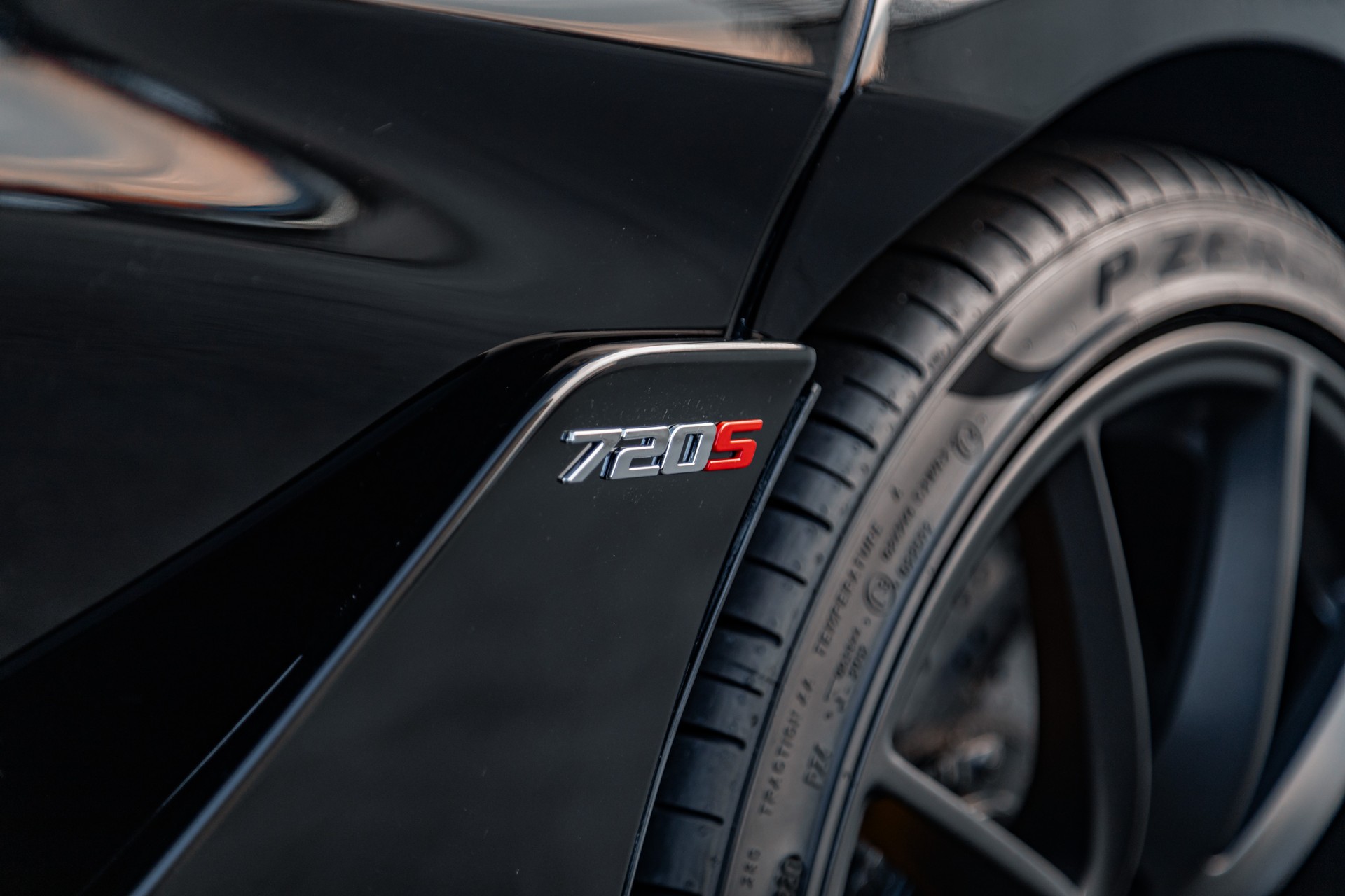 McLAREN 720S Coupé Performance 4.0 V8 SSG-image-7